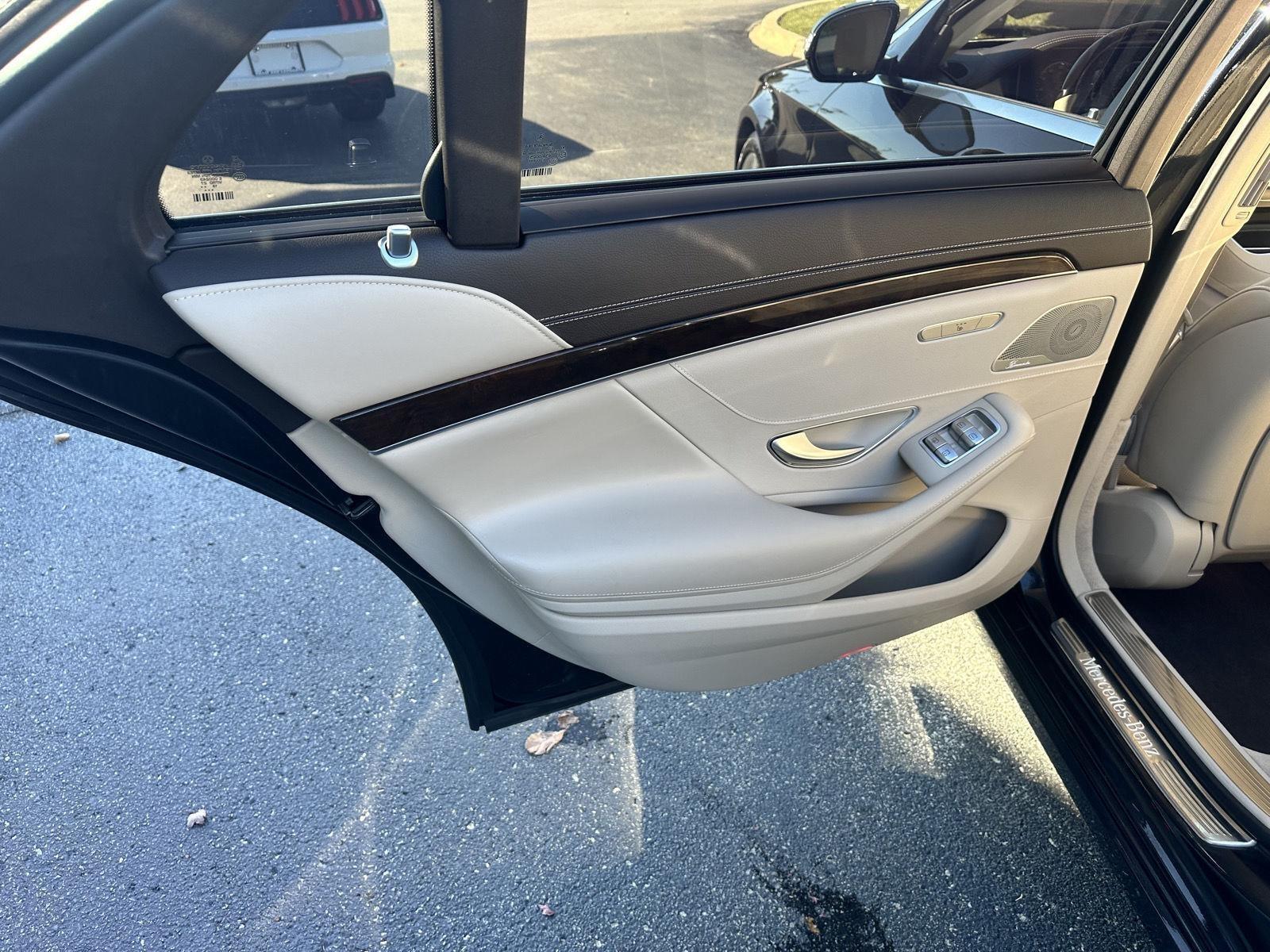 Mercedes-Benz S-Class S560 2020