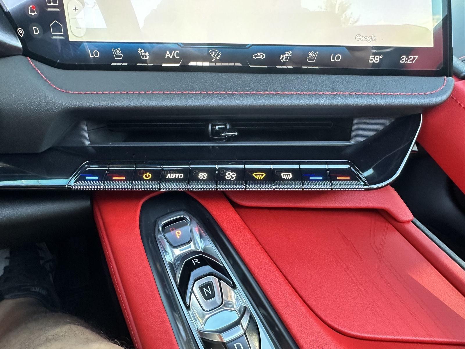 Chevrolet Corvette Grand Sport Coupe w/2LT 2027