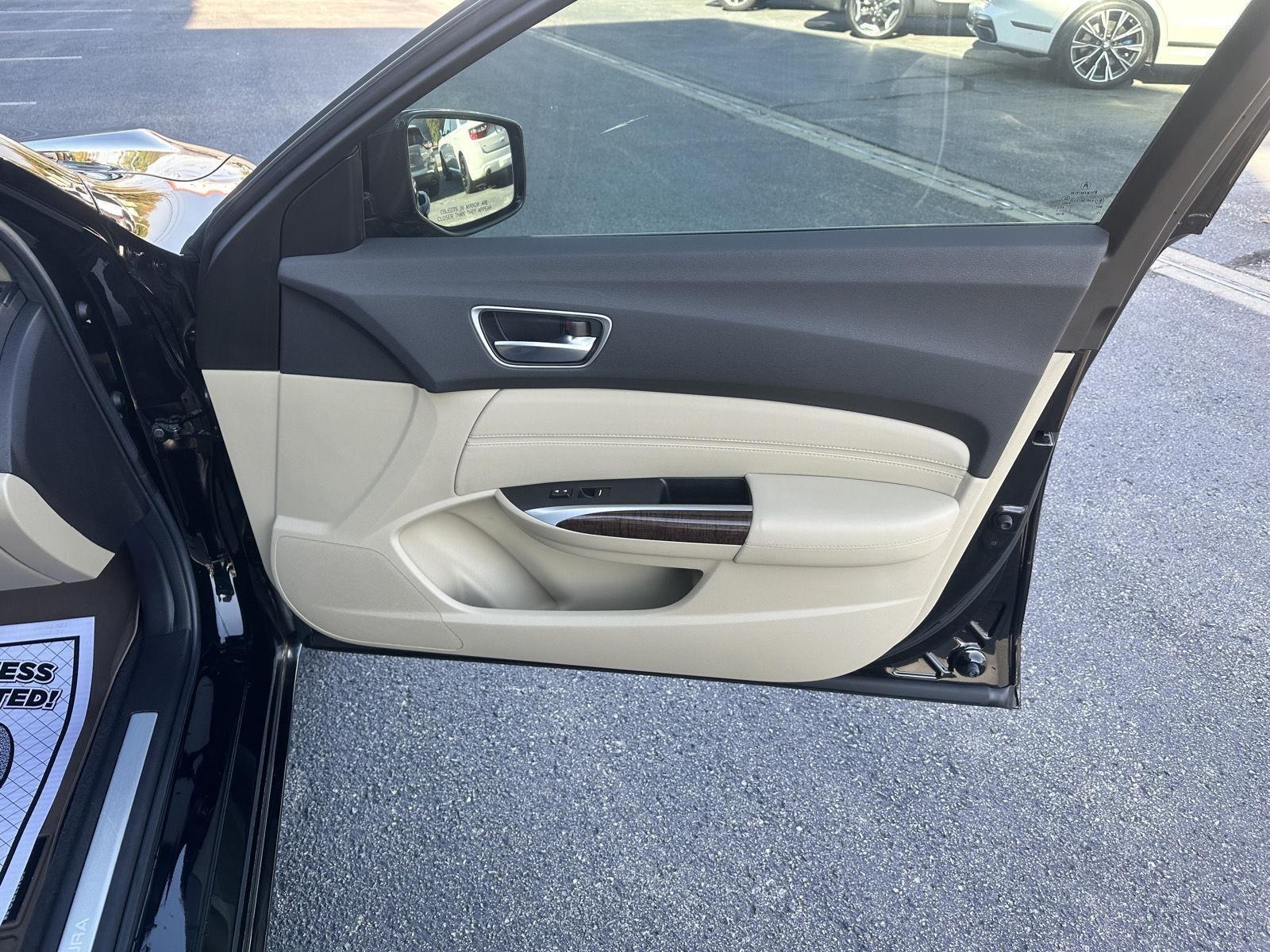 Acura TLX Base 2.4L 2019