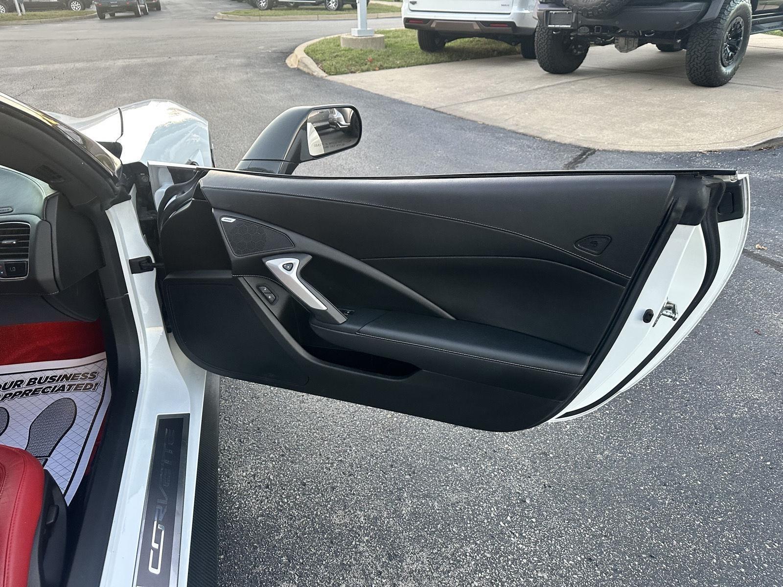Chevrolet Corvette Stingray 1LT Coupe Automatic 2014