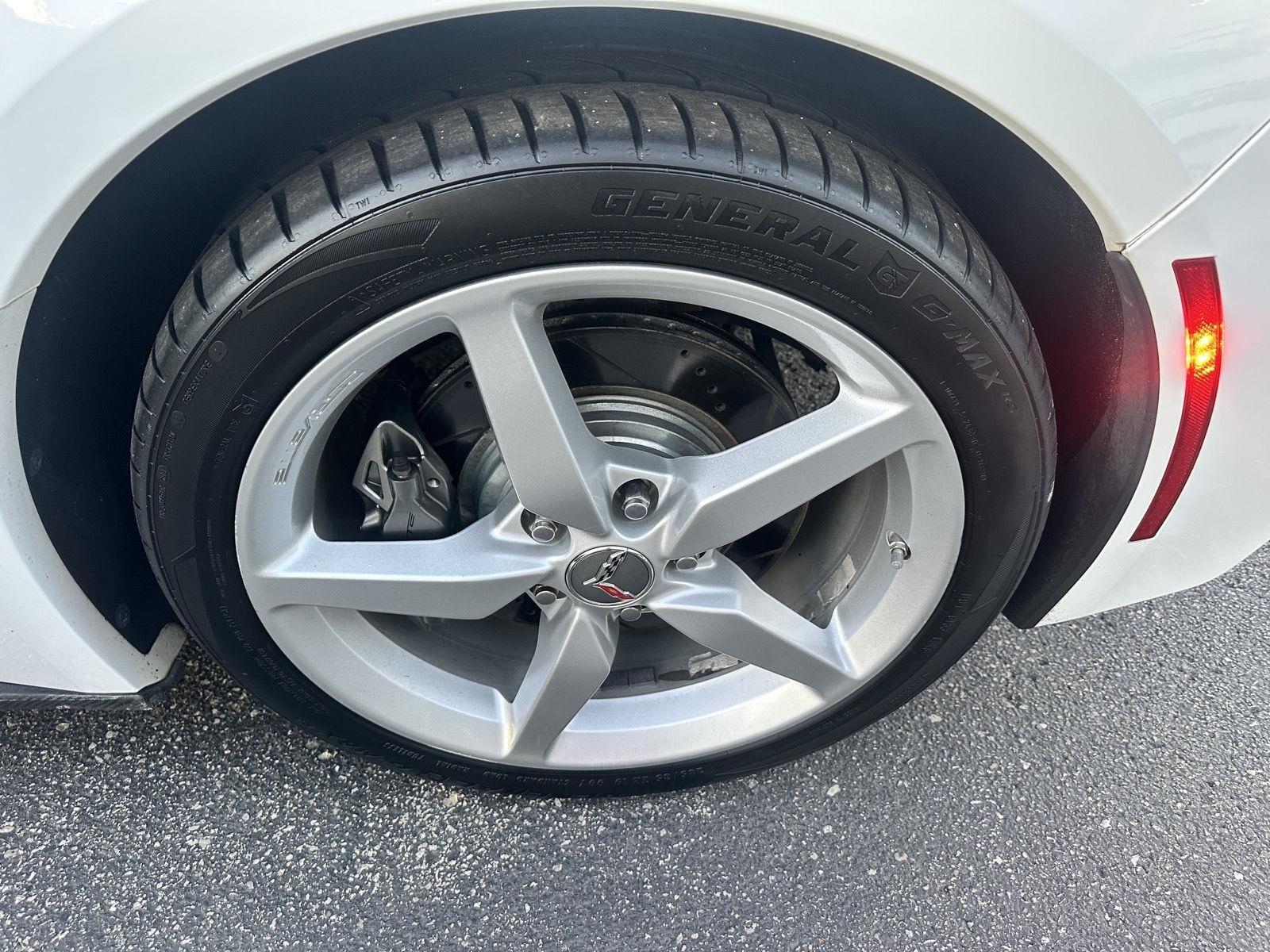 Chevrolet Corvette Stingray 1LT Coupe Automatic 2014