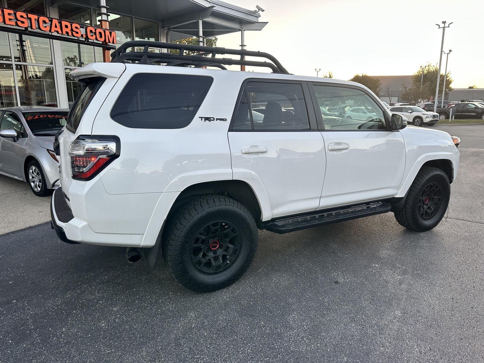 Toyota 4Runner TRD PRO 4WD 2023