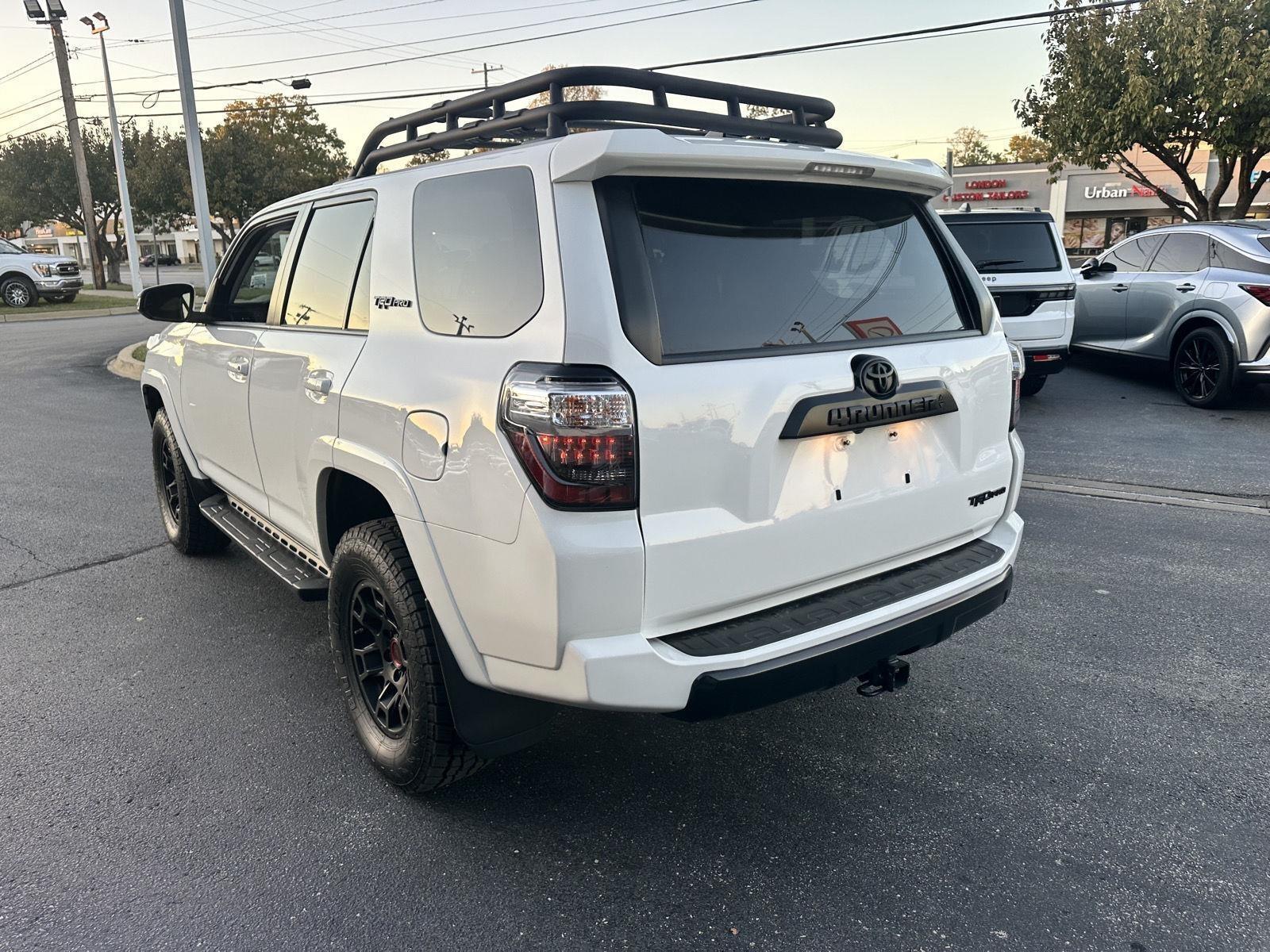 Toyota 4Runner TRD PRO 4WD 2023