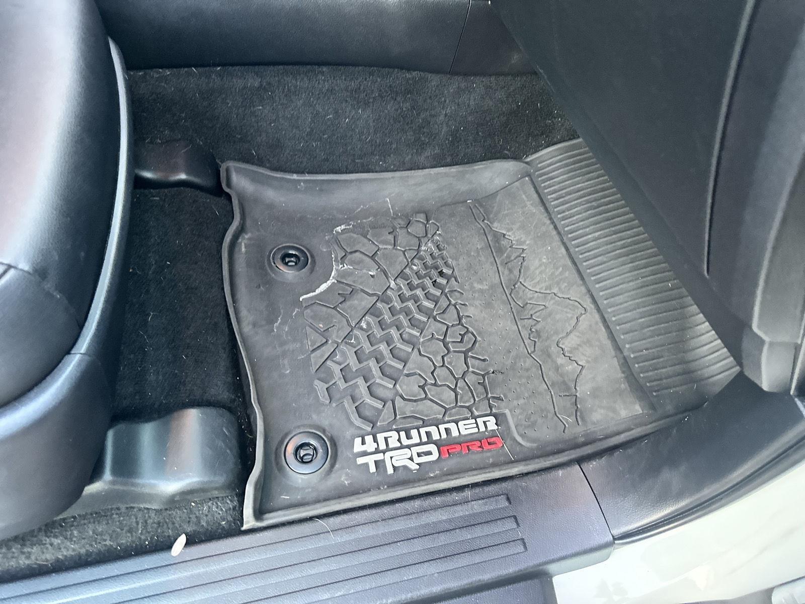 Toyota 4Runner TRD PRO 4WD 2023