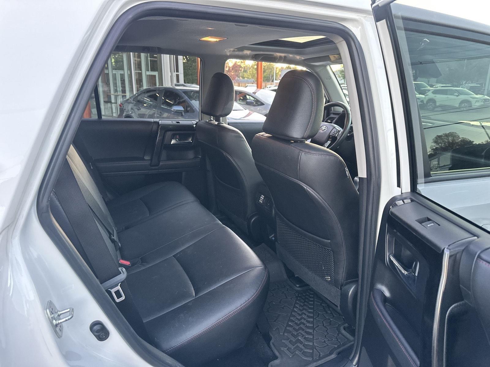 Toyota 4Runner TRD PRO 4WD 2023