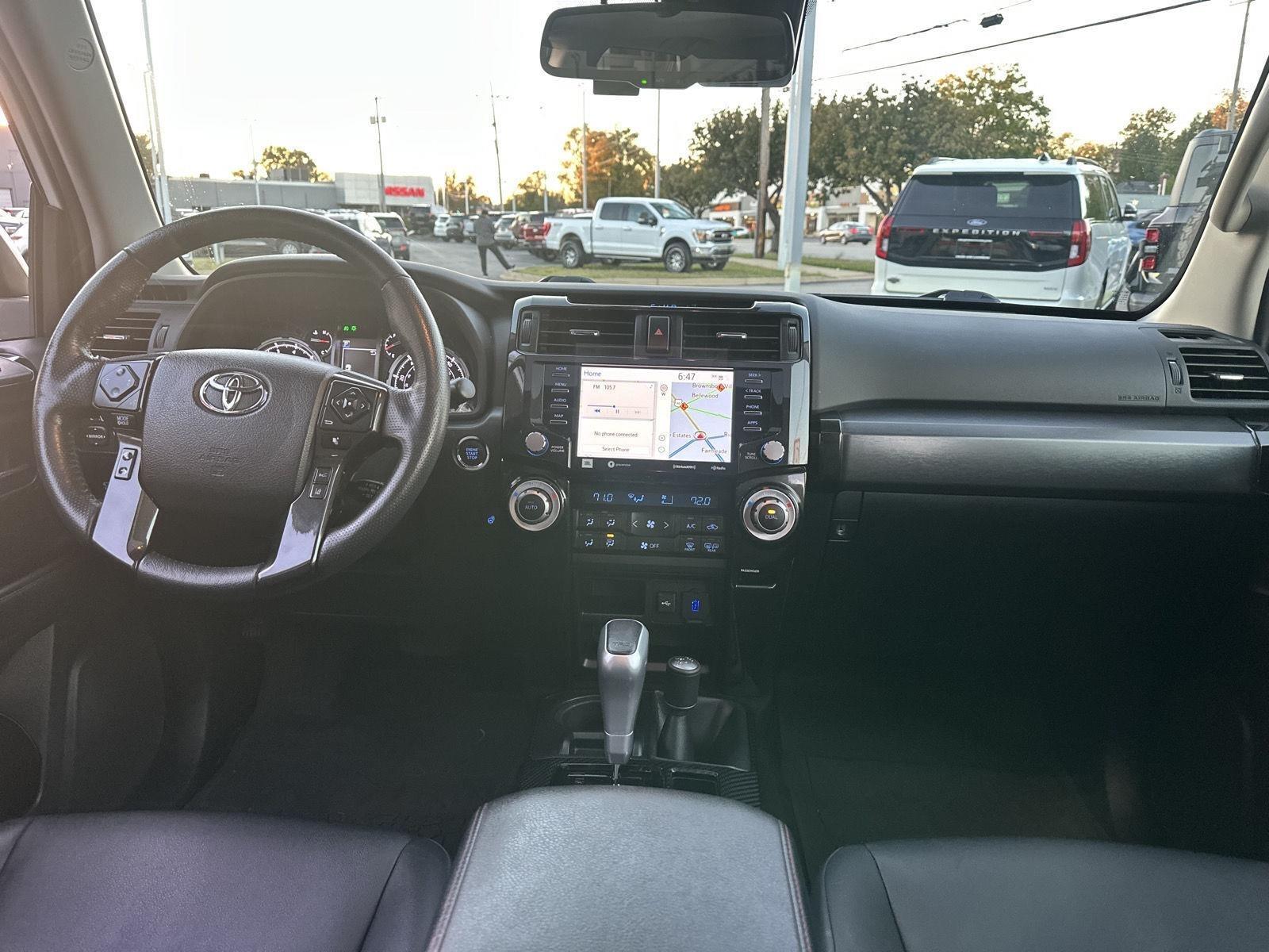 Toyota 4Runner TRD PRO 4WD 2023