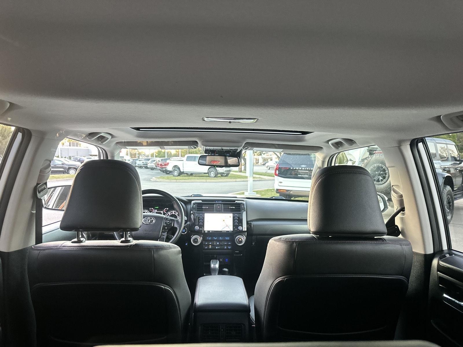 Toyota 4Runner TRD PRO 4WD 2023