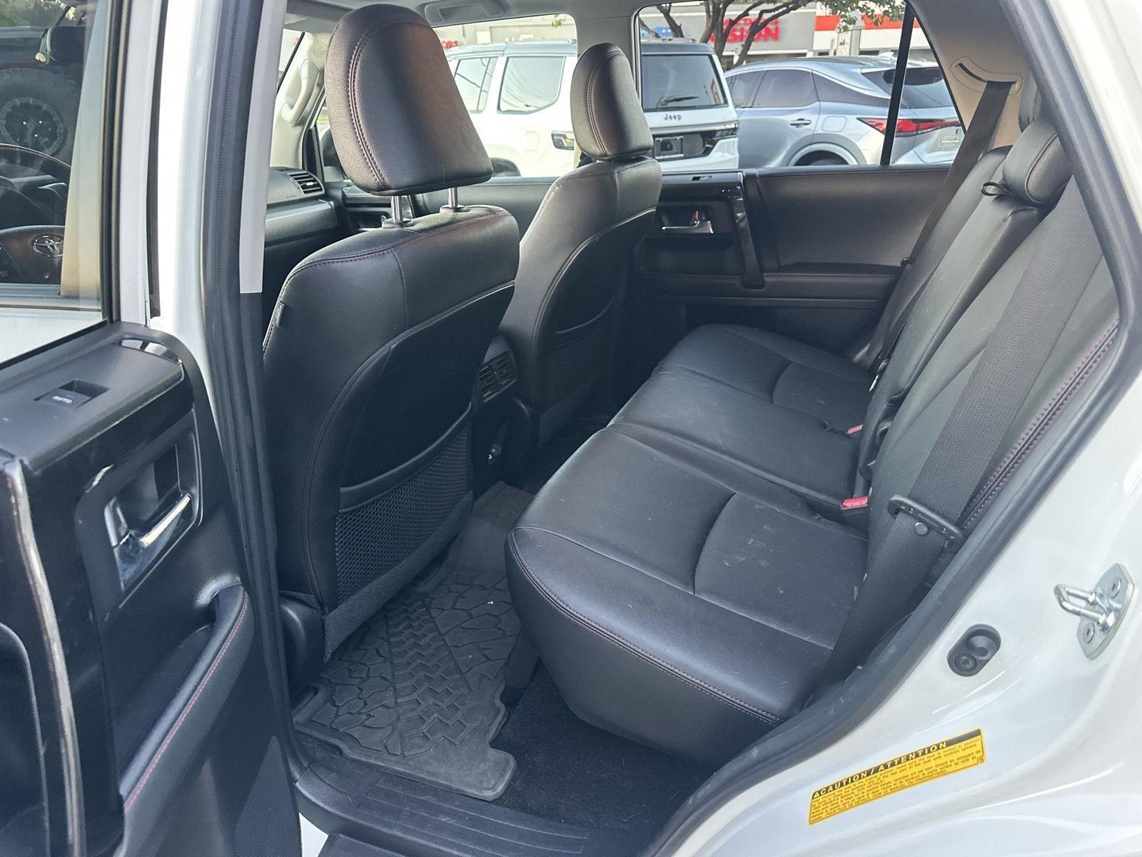 Toyota 4Runner TRD PRO 4WD 2023