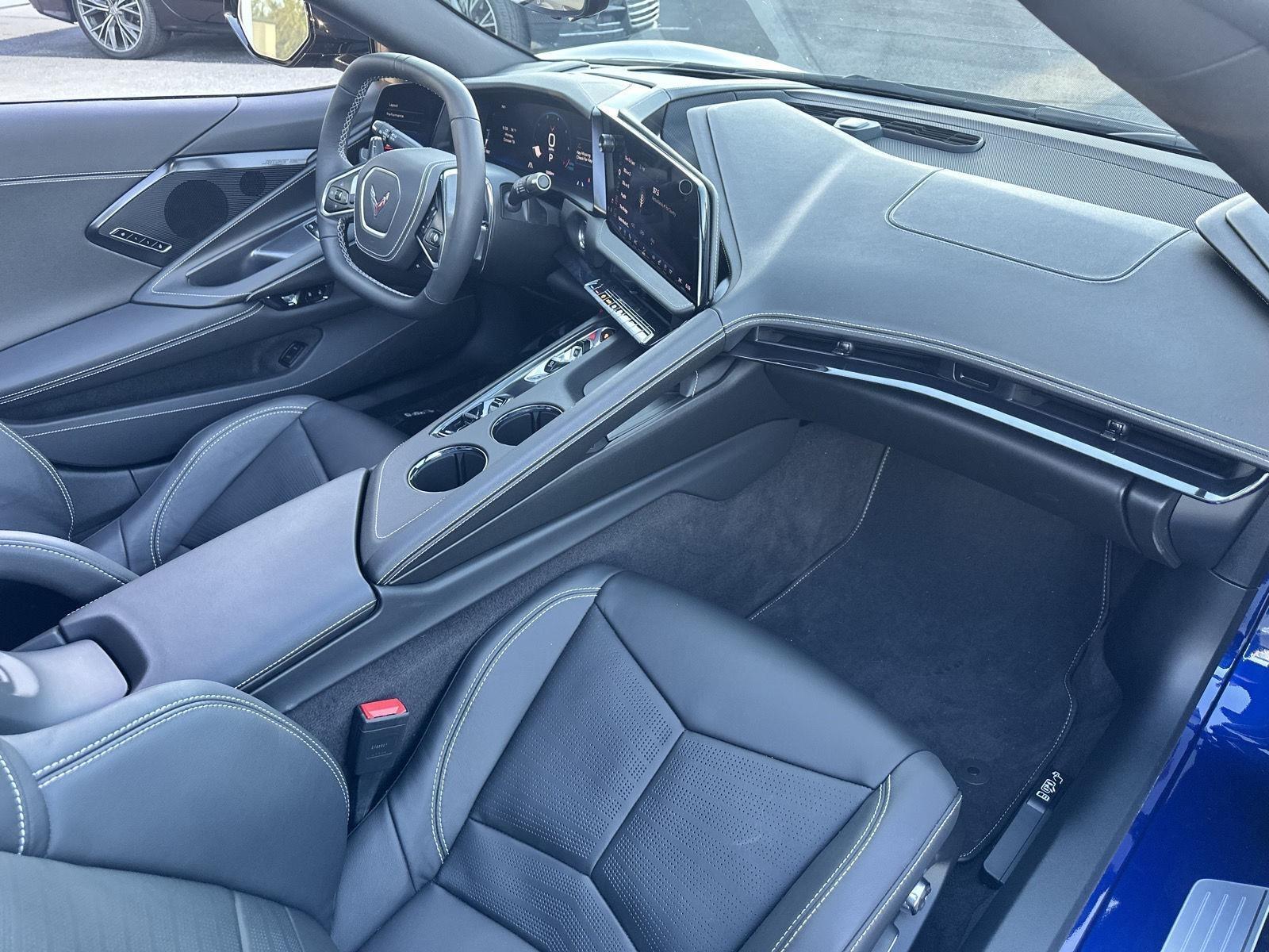 Chevrolet Corvette Grand Sport Coupe w/2LT 2027