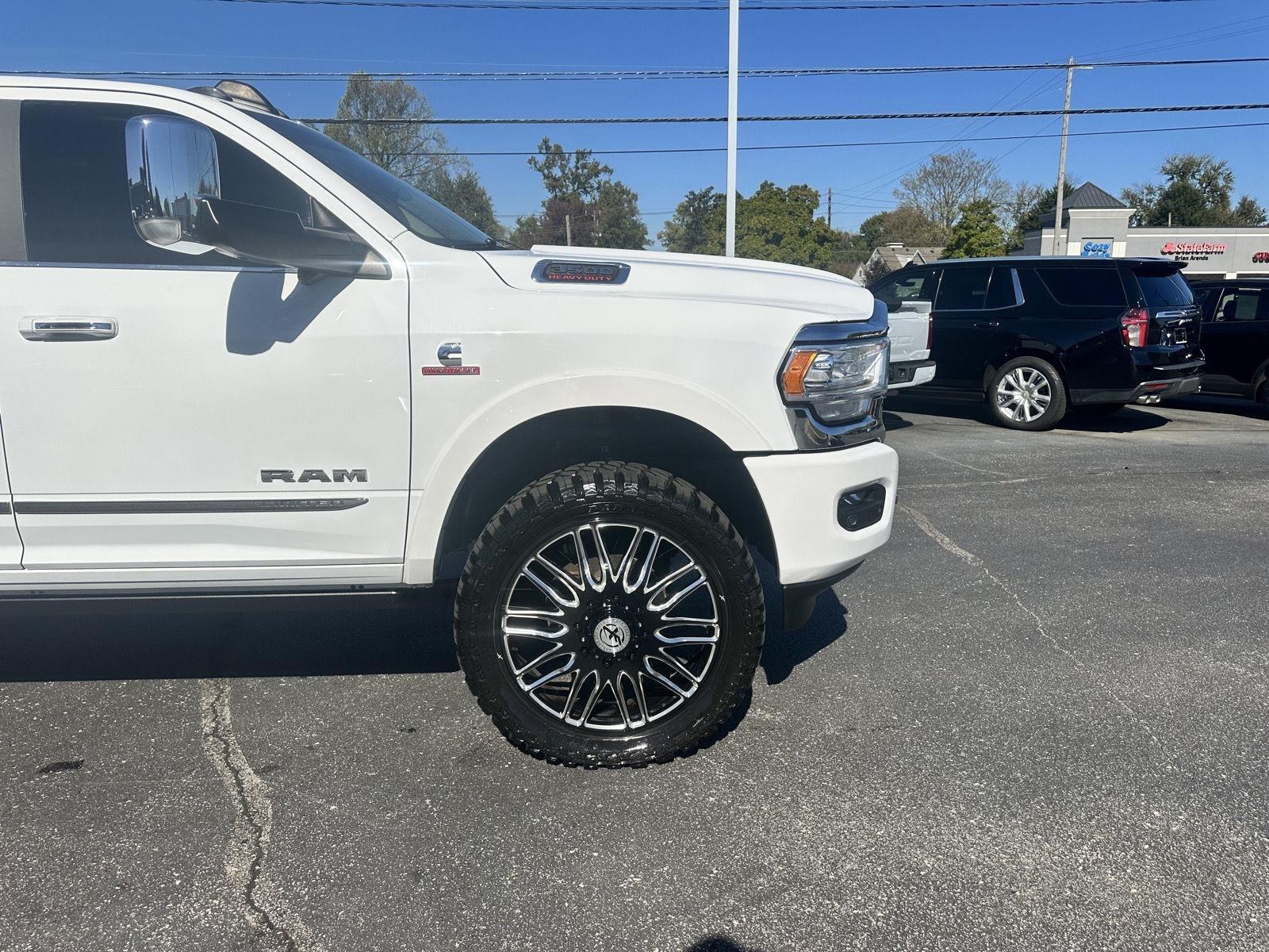 RAM 3500 Limited Mega Cab 4WD DRW 2020