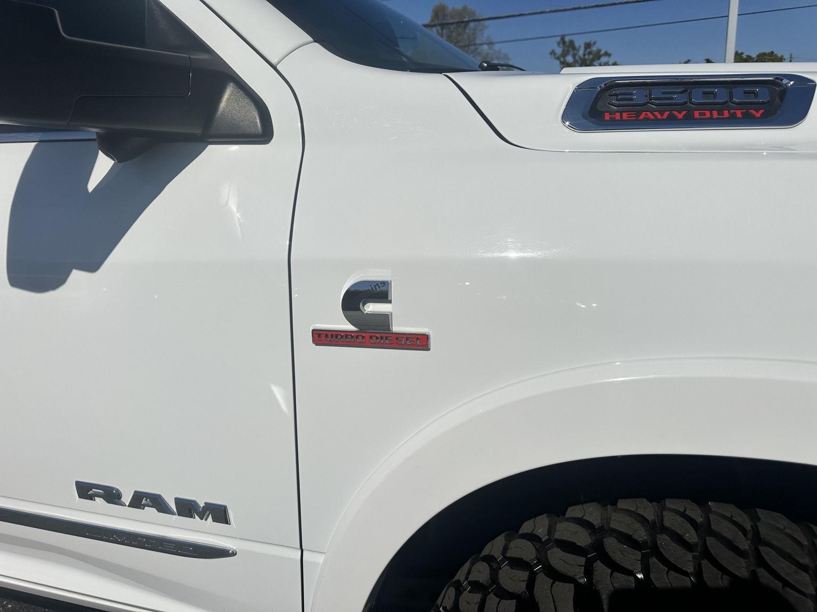 RAM 3500 Limited Mega Cab 4WD DRW 2020