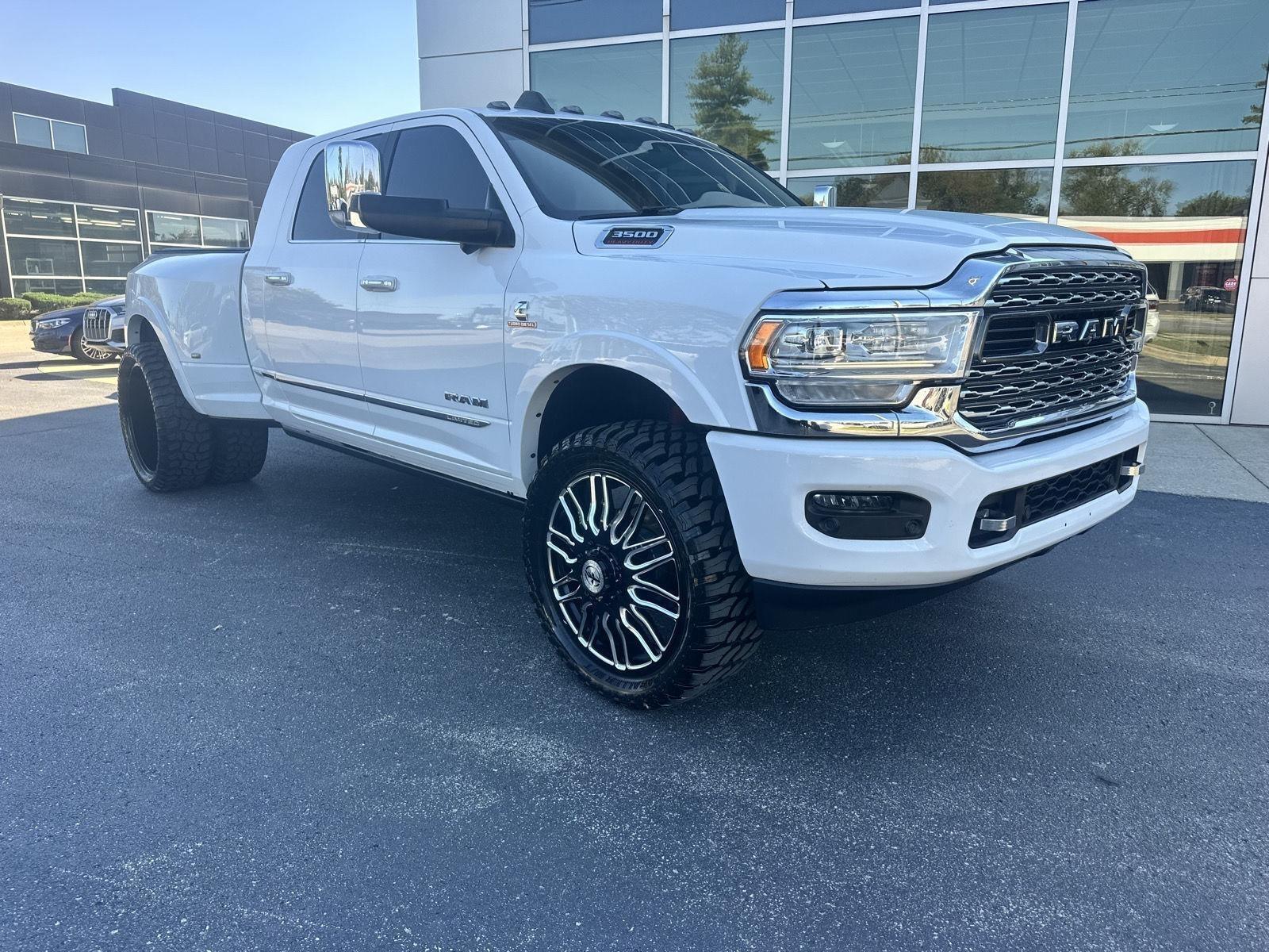RAM 3500 Limited Mega Cab 4WD DRW 2020