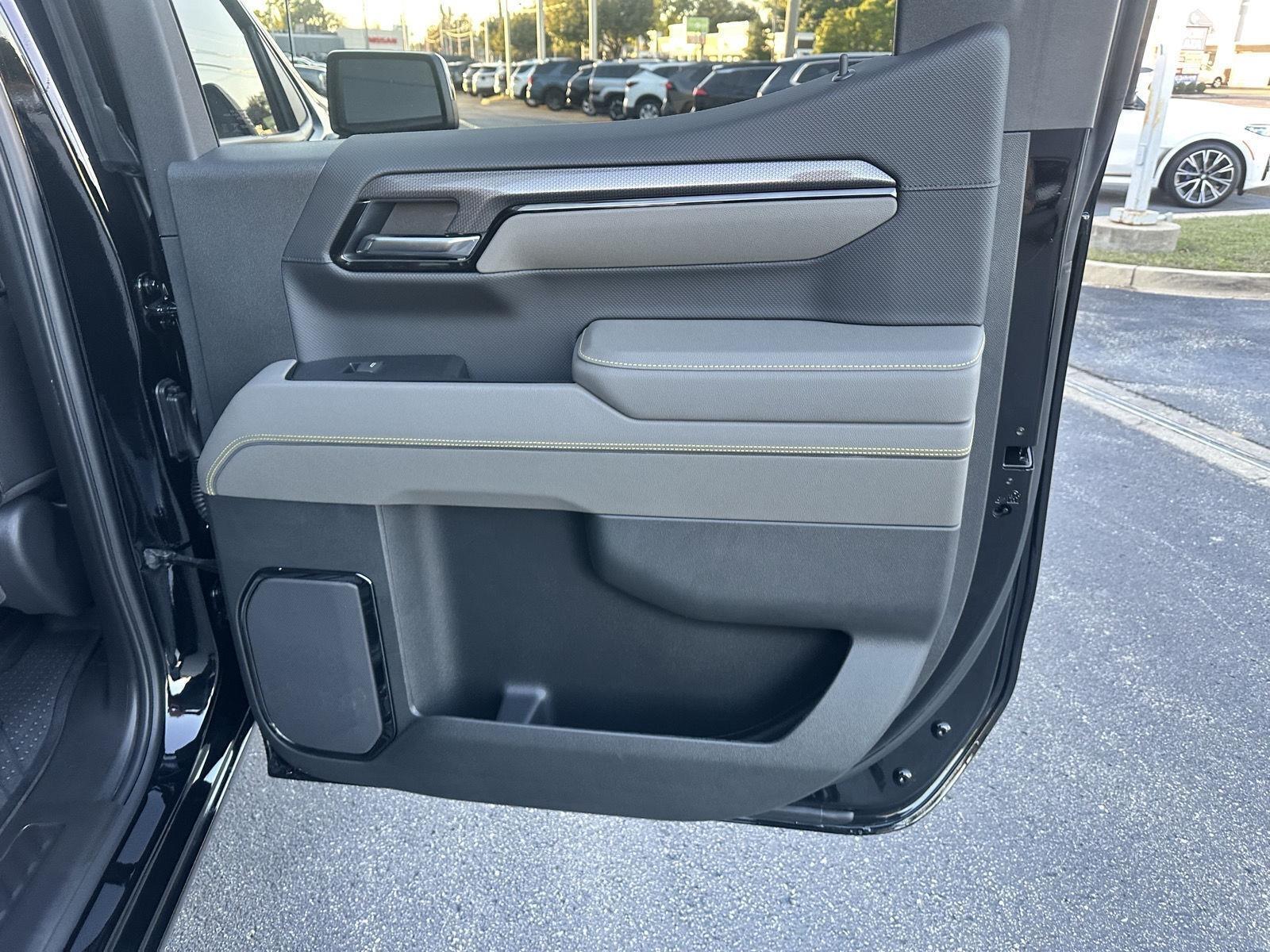 Chevrolet Silverado 1500 ZR2 Crew Cab 4WD 2026