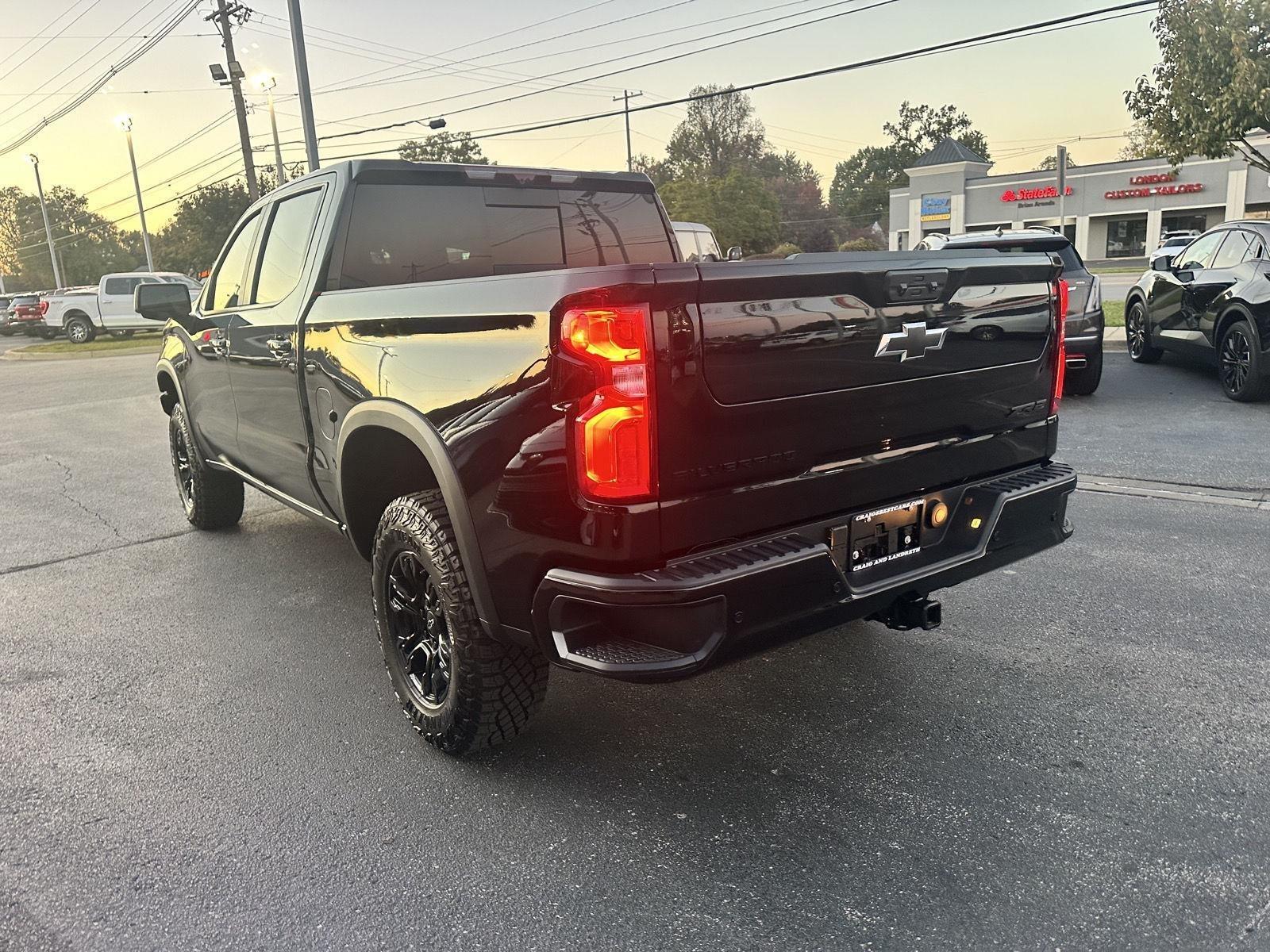 Chevrolet Silverado 1500 ZR2 Crew Cab 4WD 2026