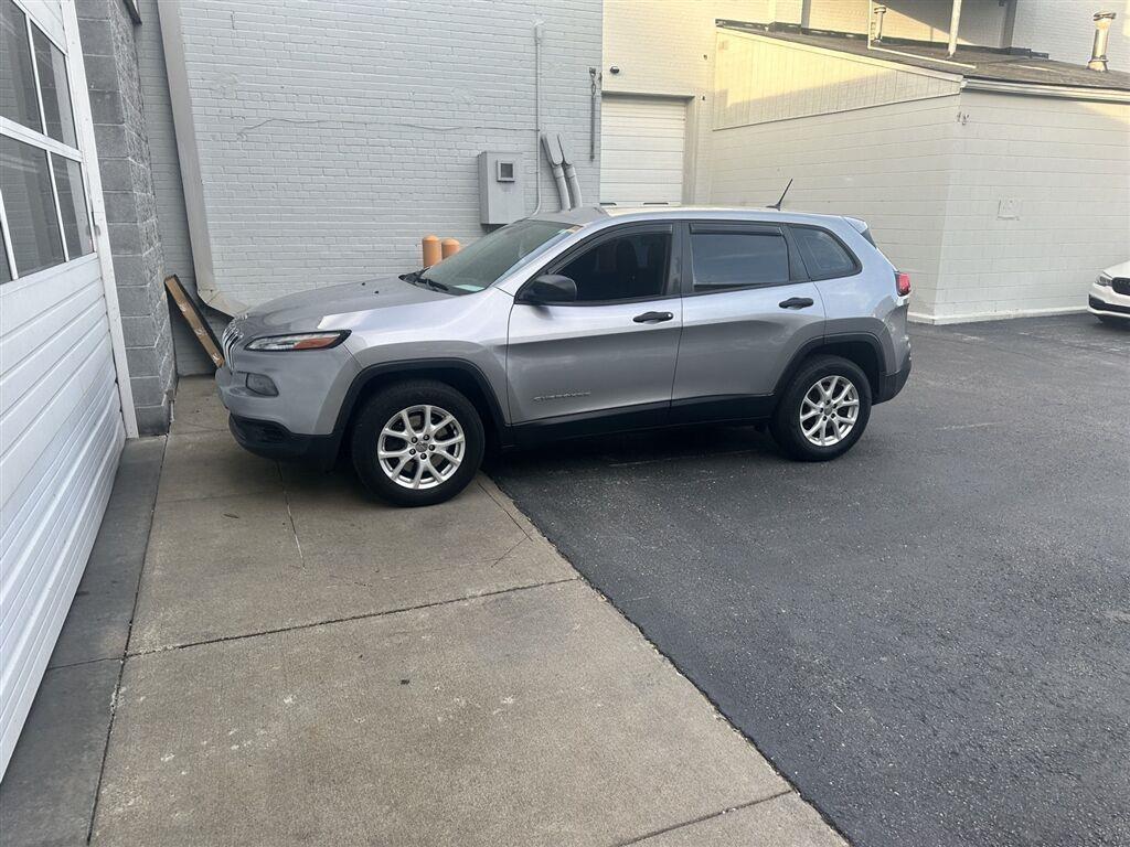 Jeep Cherokee Sport 4WD 2017