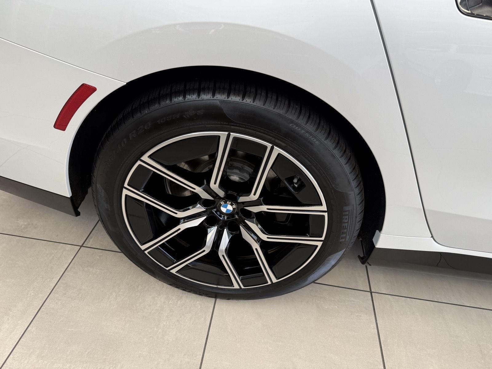 BMW 7-Series 740i xDrive 2026