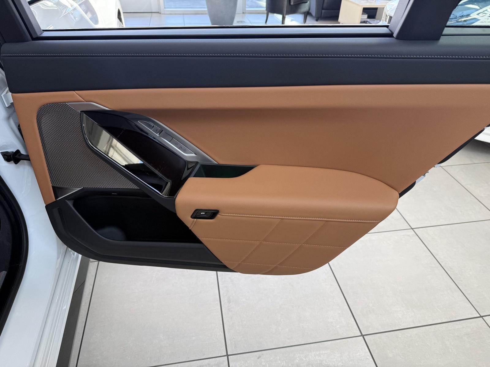 BMW 7-Series 740i xDrive 2026
