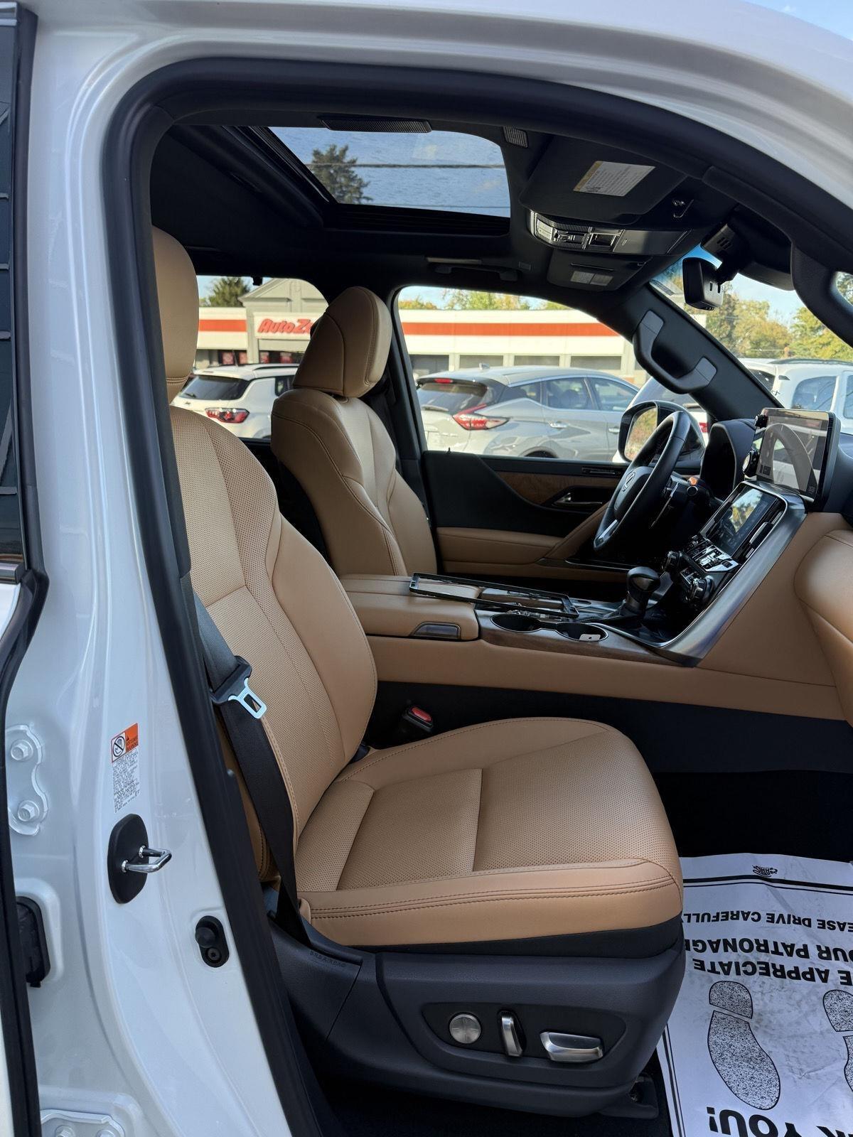 Lexus LX Premium 2026