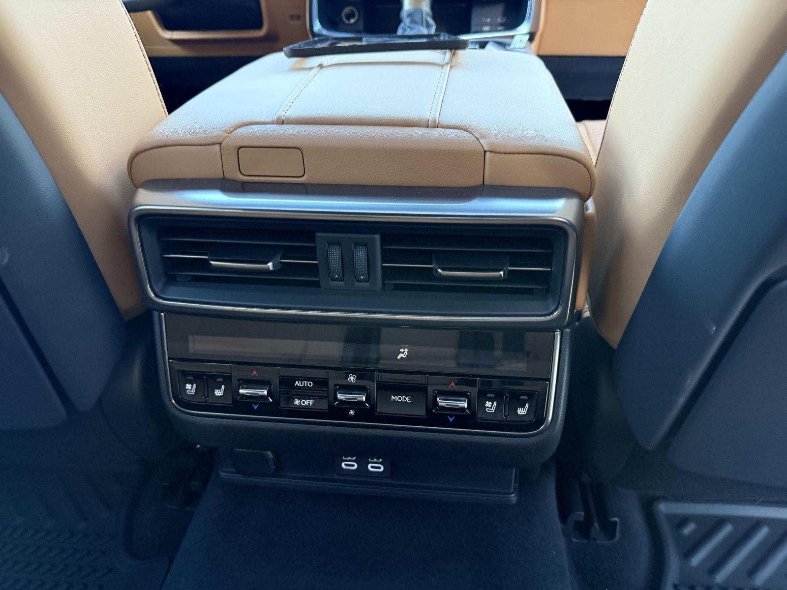 Lexus LX Premium 2026