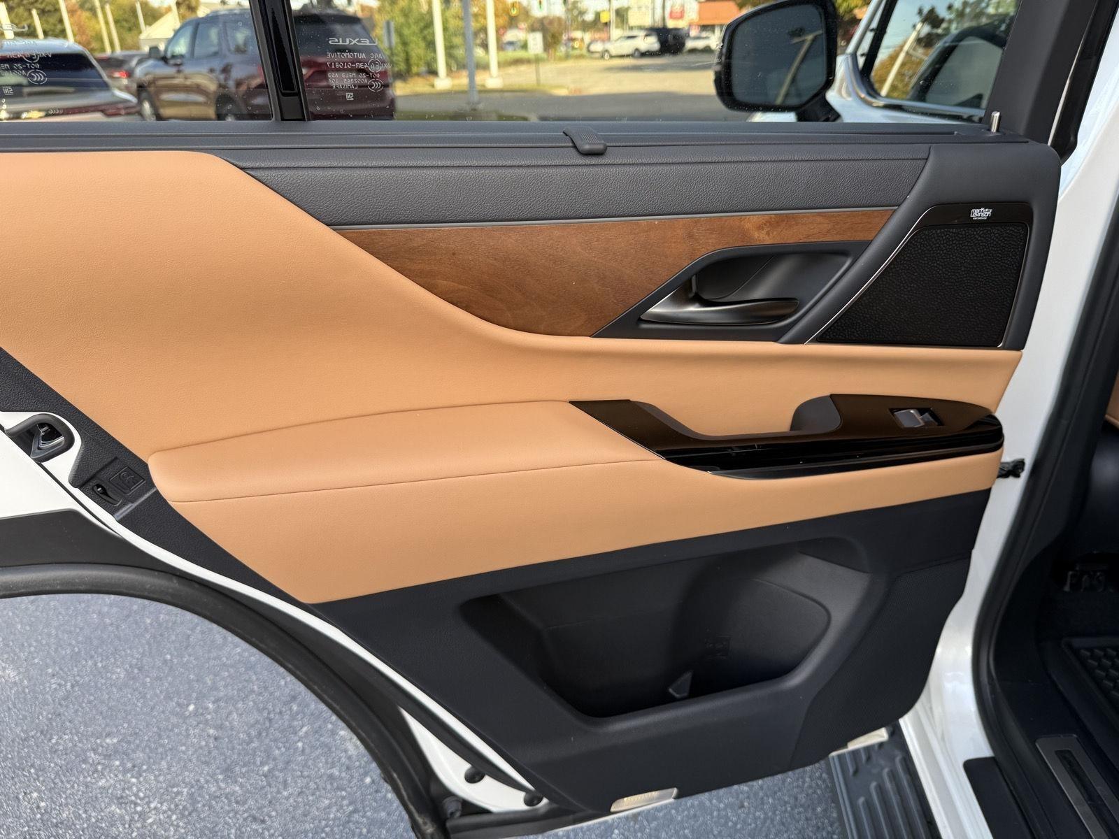 Lexus LX Premium 2026