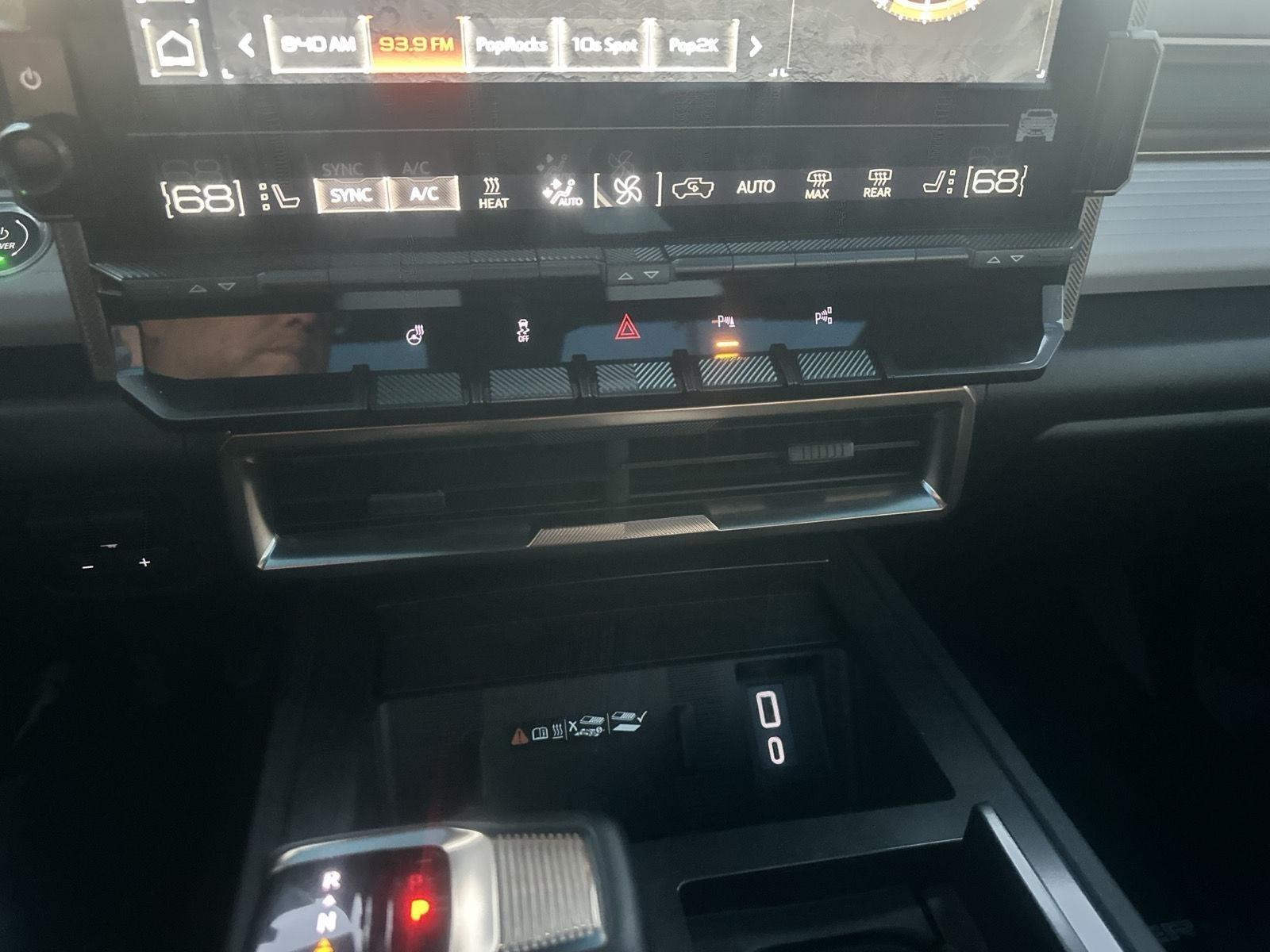 GMC HUMMER EV SUV 3X 2025