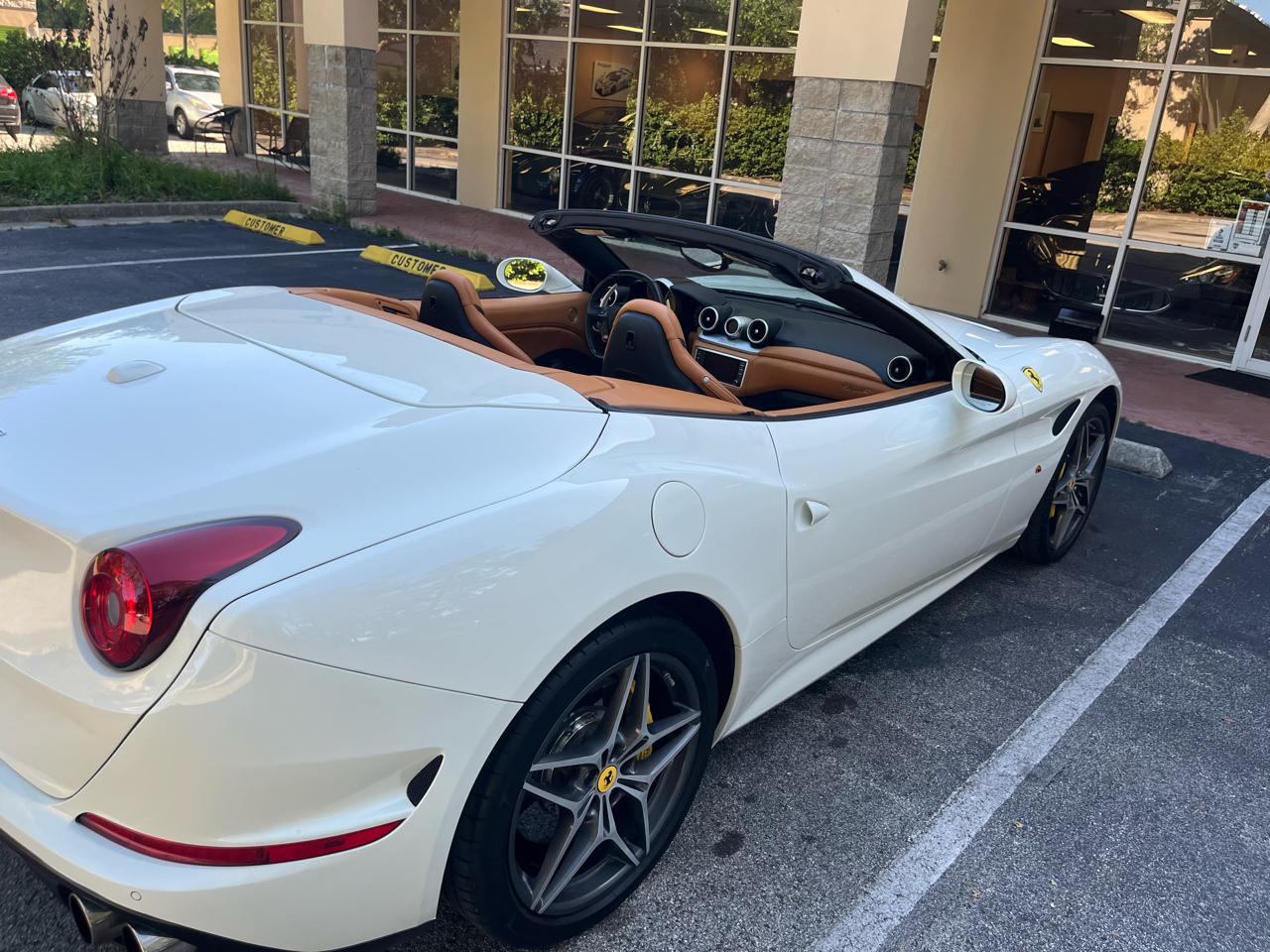 Ferrari California  2016