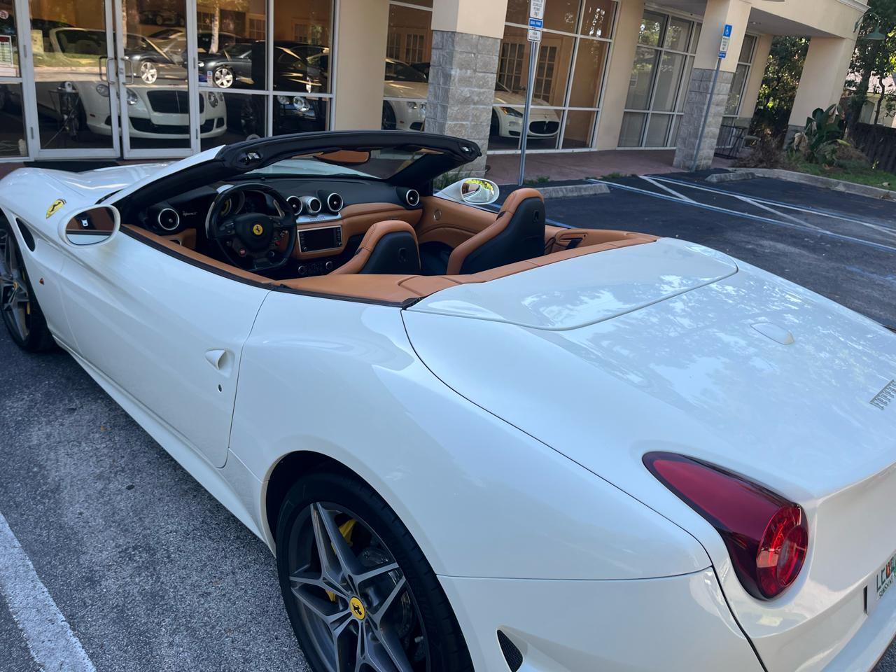 Ferrari California  2016
