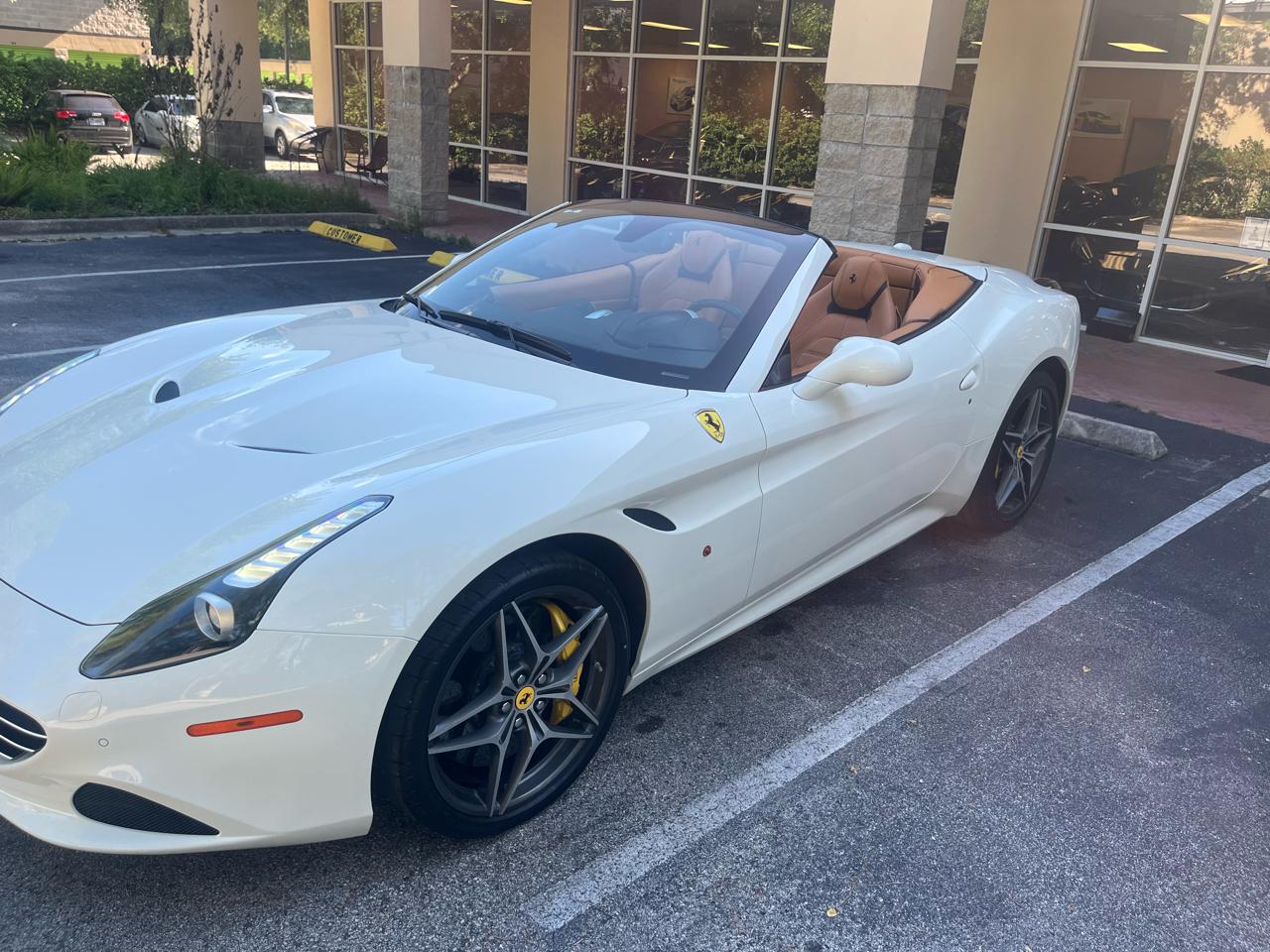 Ferrari California  2016