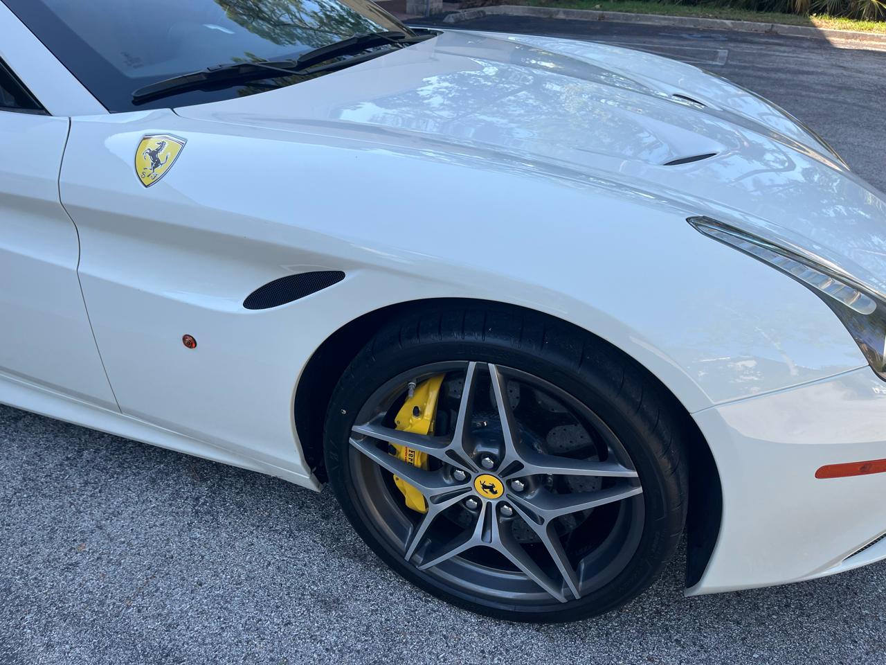 Ferrari California  2016