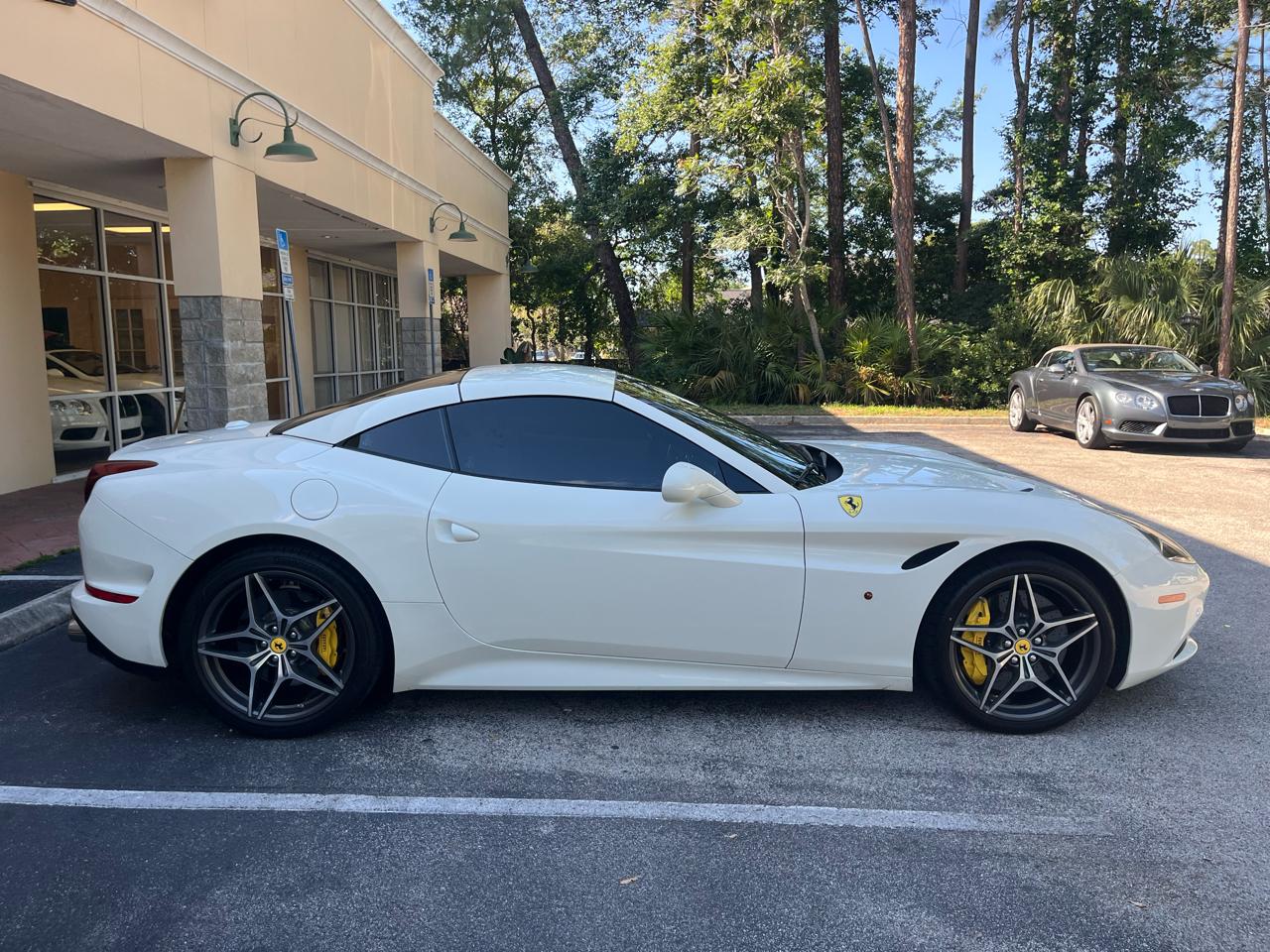 Ferrari California  2016