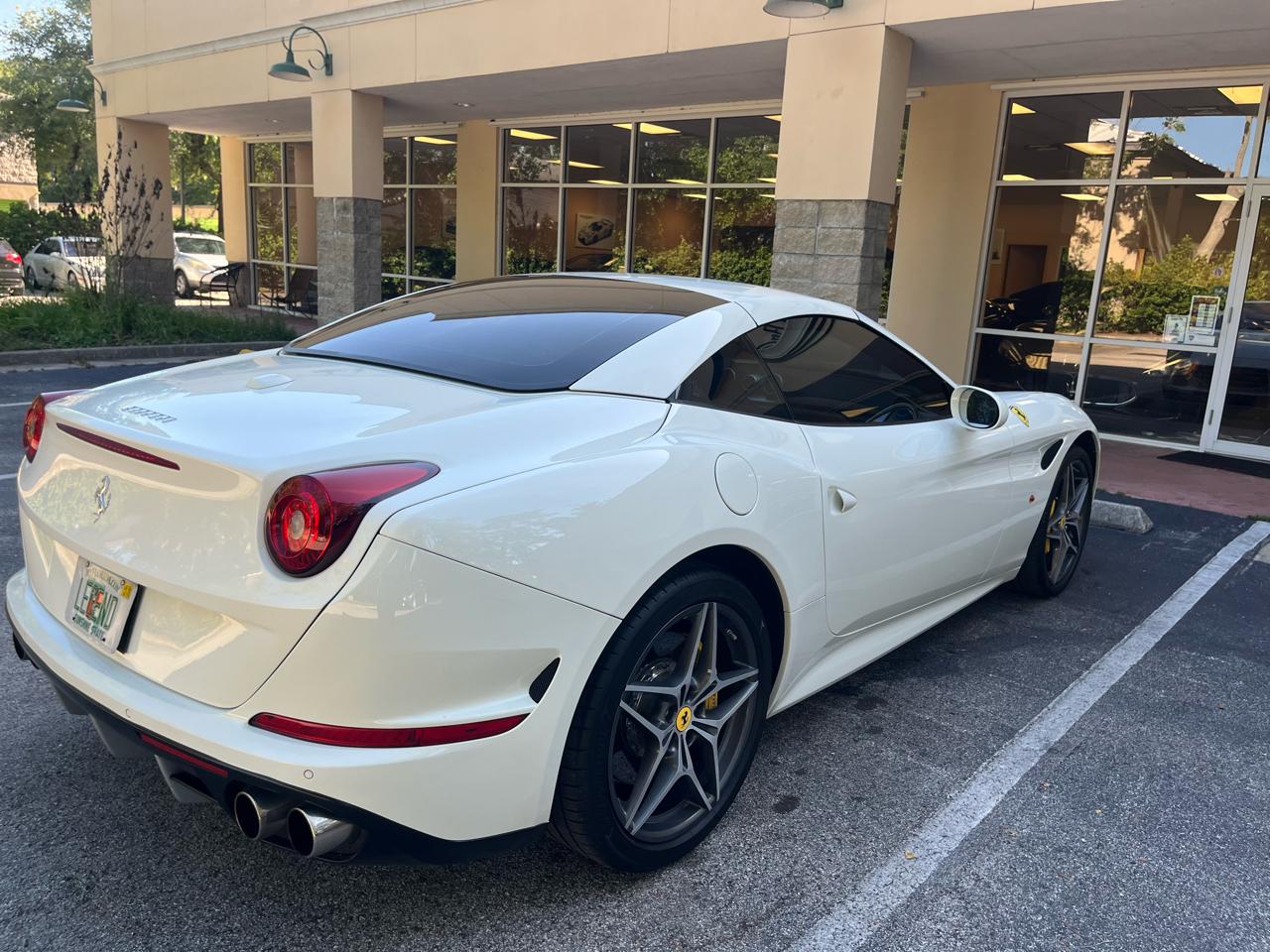 Ferrari California  2016