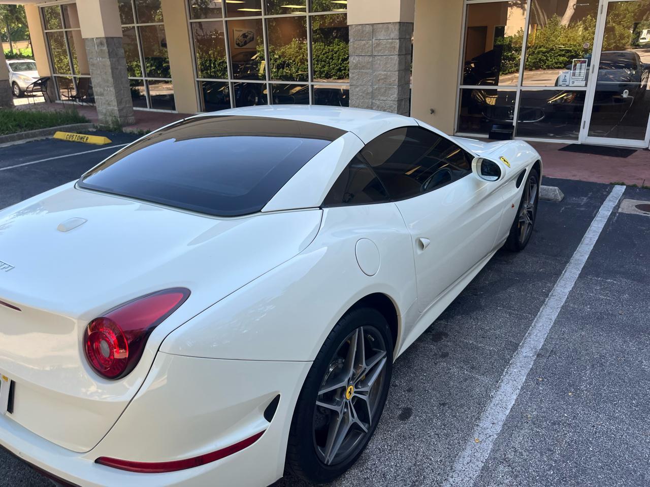 Ferrari California  2016