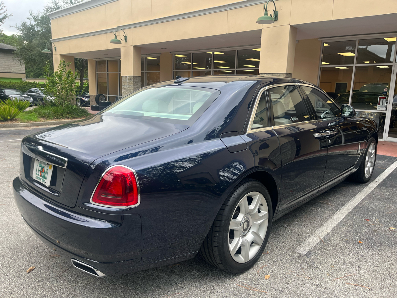 2012 Rolls Royce Ghost RR4 photo 3