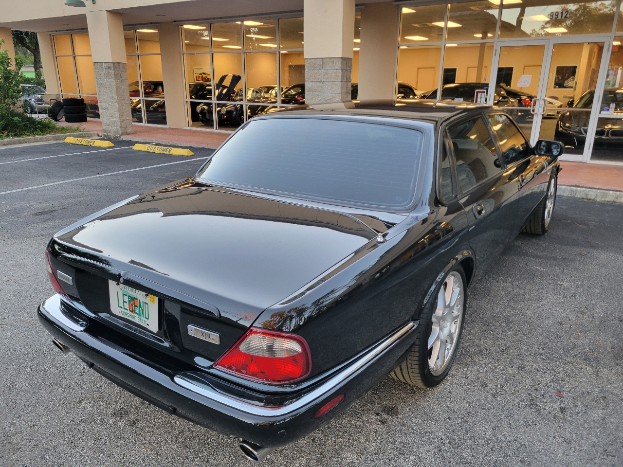 Jaguar XJ 4dr Sdn XJR 2002