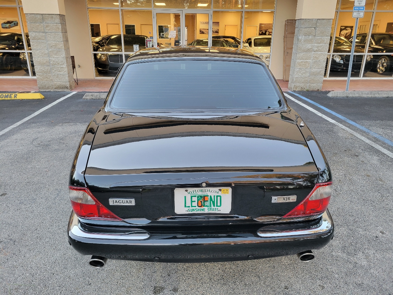 Jaguar XJ 4dr Sdn XJR 2002