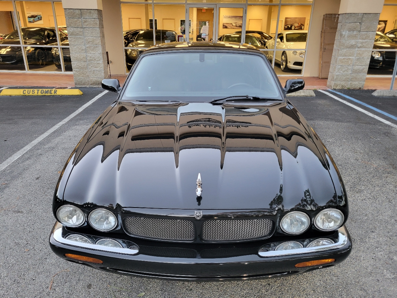 Jaguar XJ 4dr Sdn XJR 2002