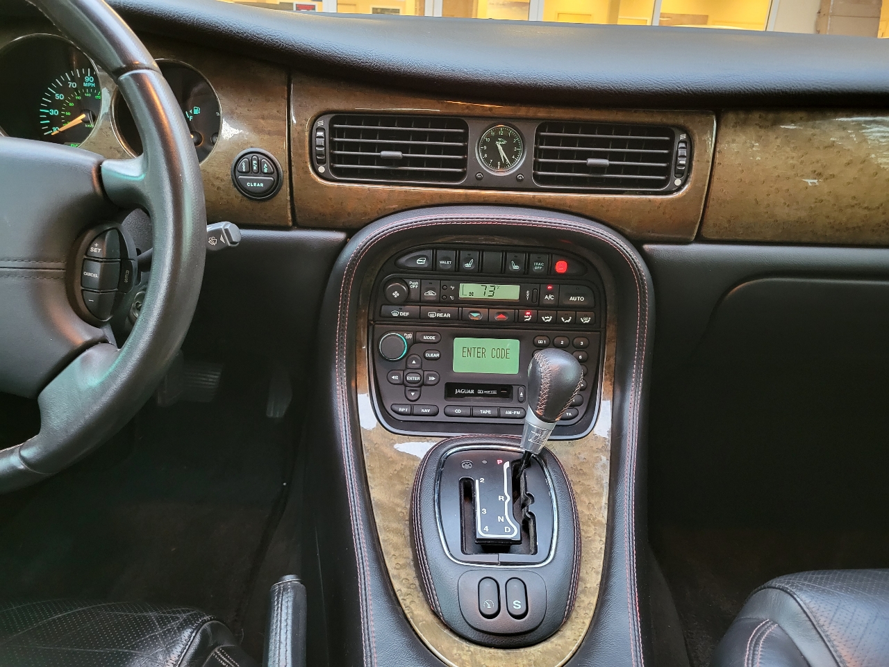 Jaguar XJ 4dr Sdn XJR 2002