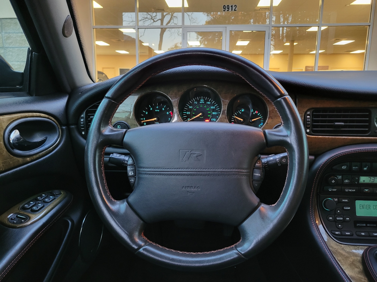 Jaguar XJ 4dr Sdn XJR 2002