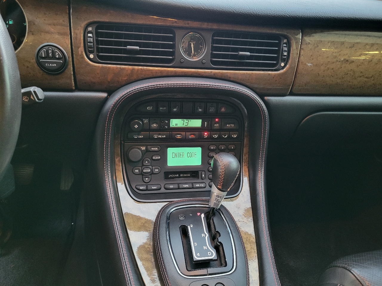 Jaguar XJ 4dr Sdn XJR 2002