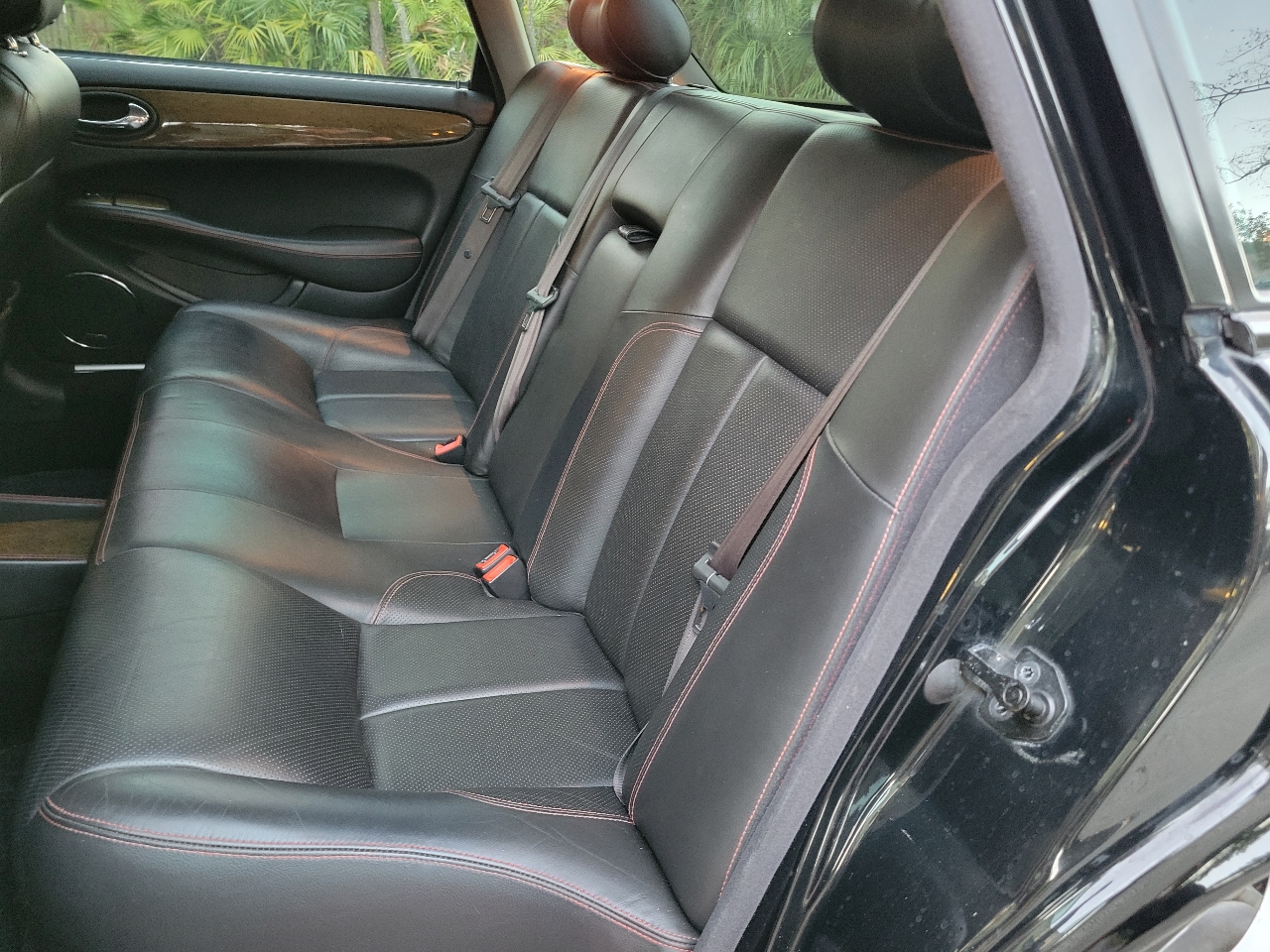 Jaguar XJ 4dr Sdn XJR 2002