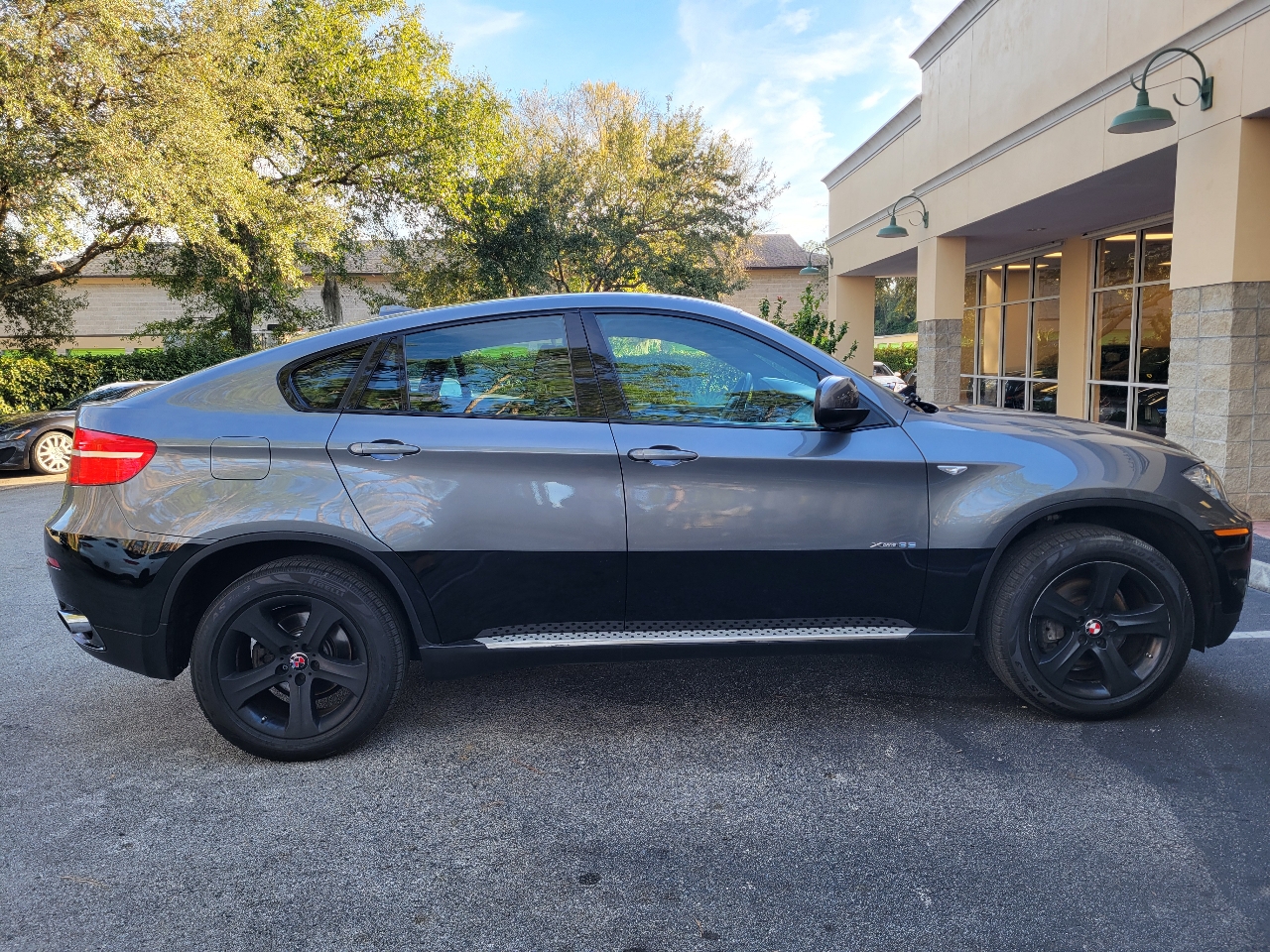 BMW X6 AWD 4dr 35i 2011