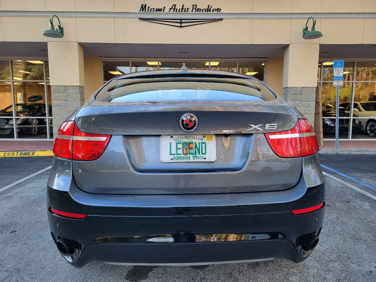 BMW X6 AWD 4dr 35i 2011