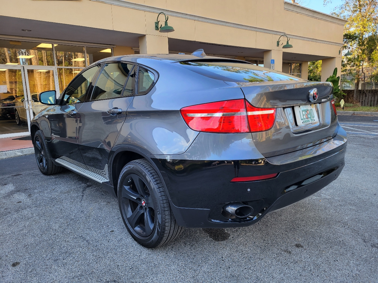 BMW X6 AWD 4dr 35i 2011
