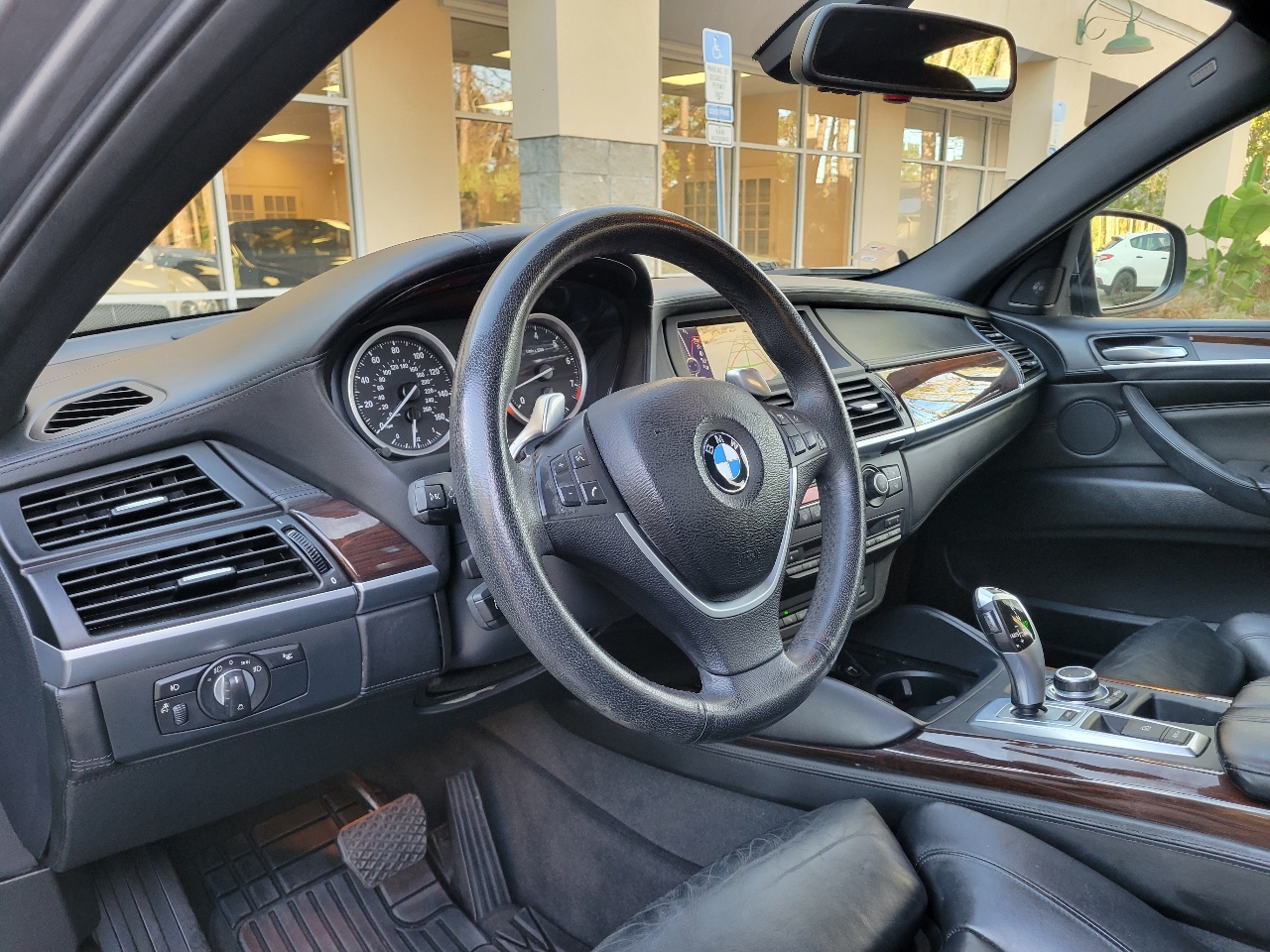 BMW X6 AWD 4dr 35i 2011