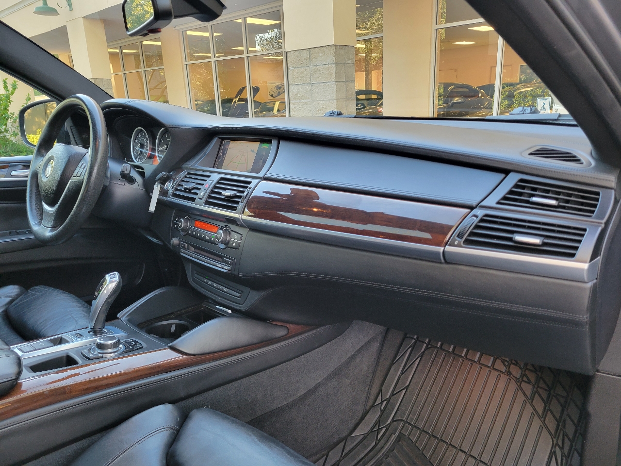 BMW X6 AWD 4dr 35i 2011