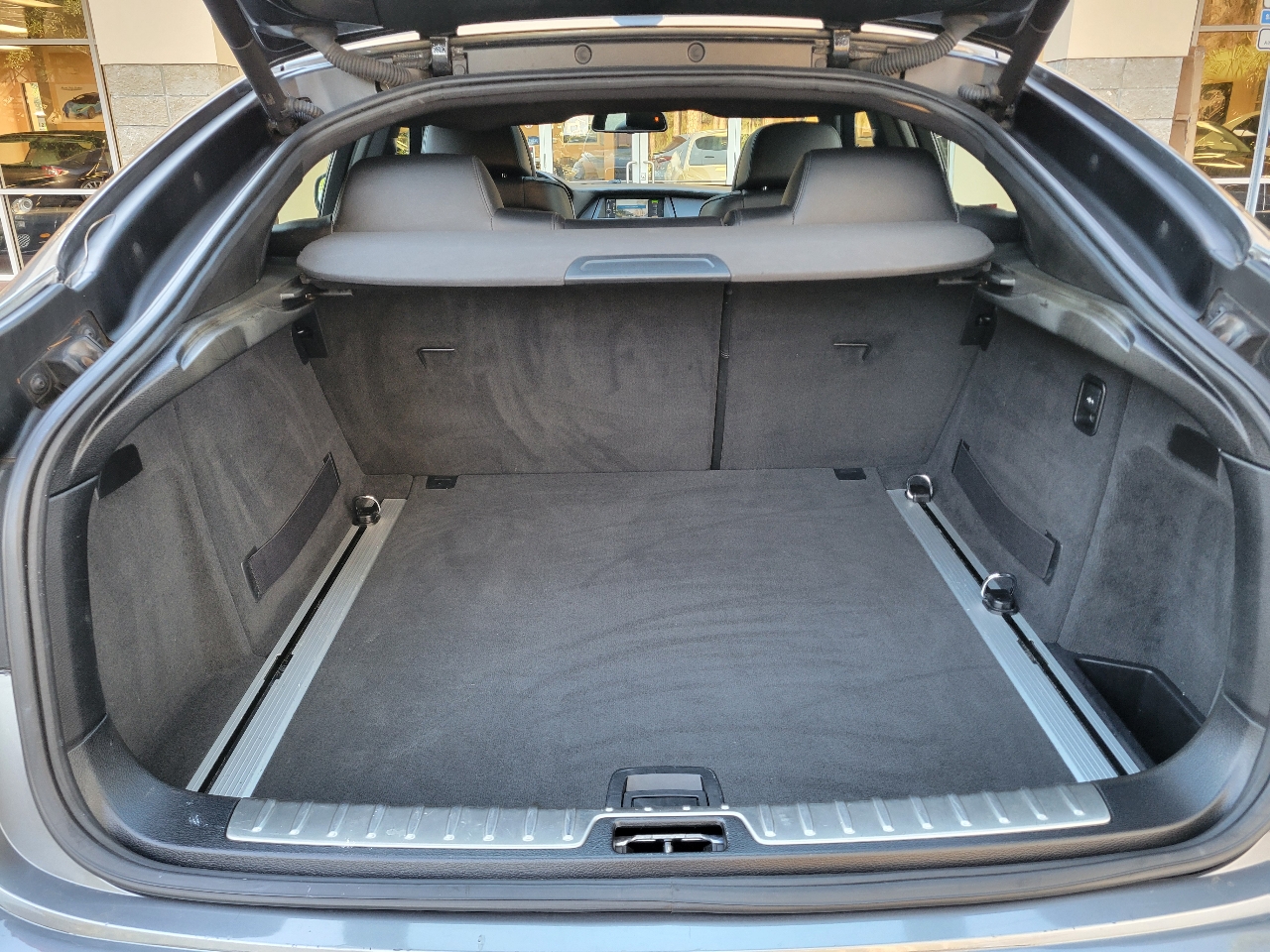 BMW X6 AWD 4dr 35i 2011