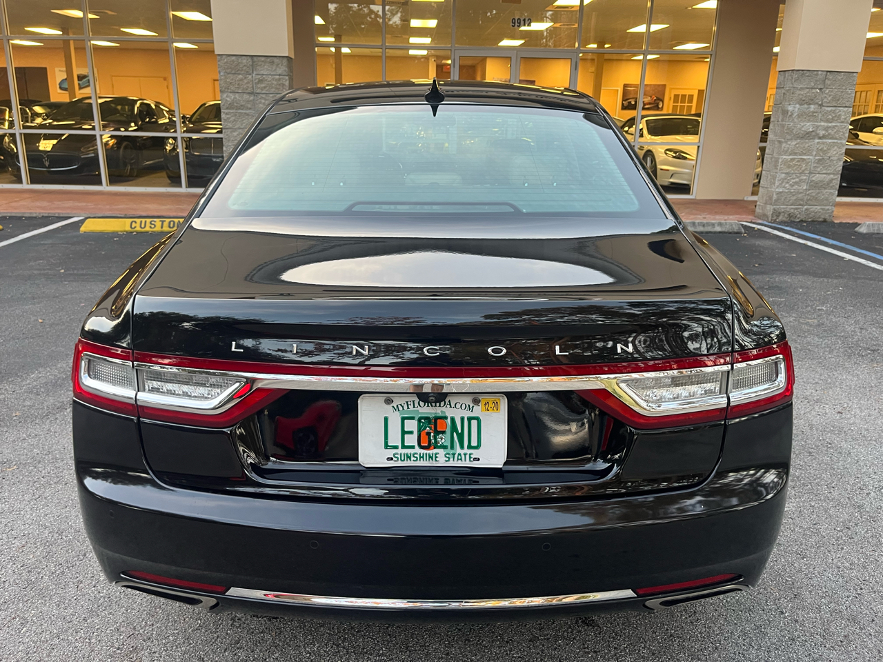 Lincoln Continental Standard FWD 2019