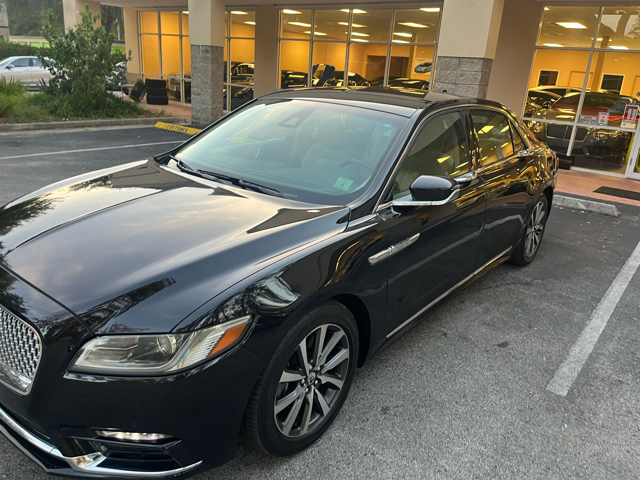 Lincoln Continental Standard FWD 2019