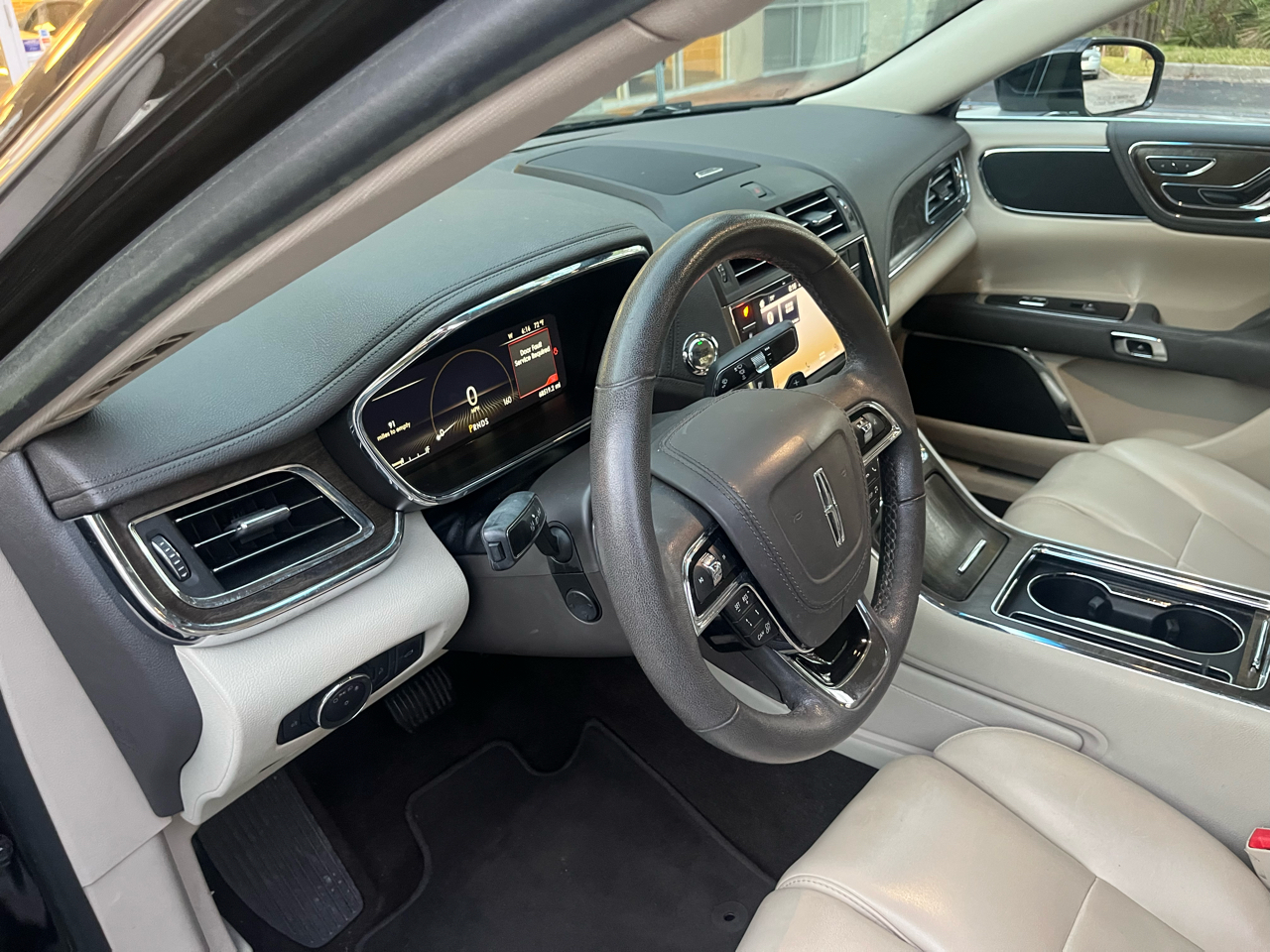 Lincoln Continental Standard FWD 2019