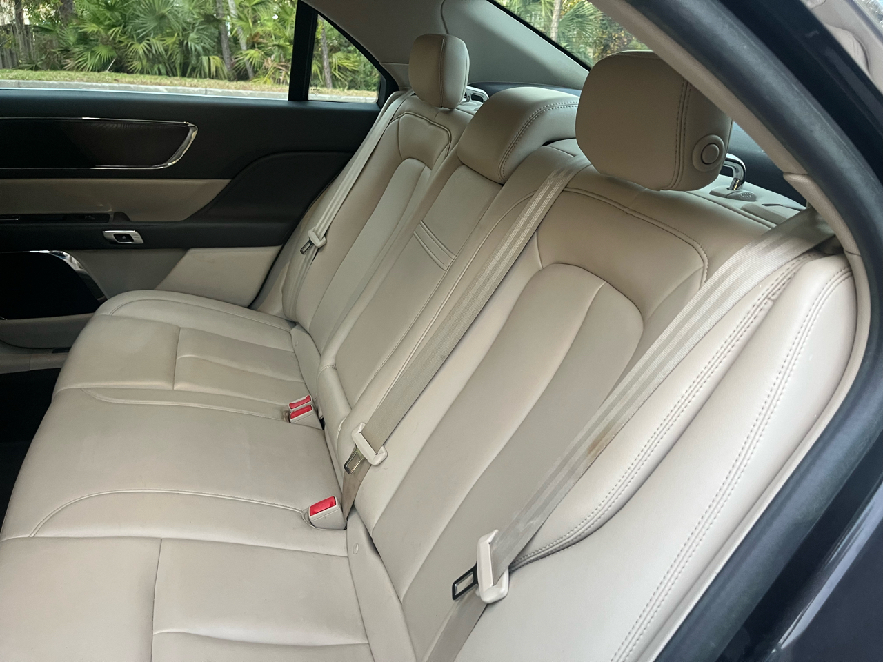 Lincoln Continental Standard FWD 2019